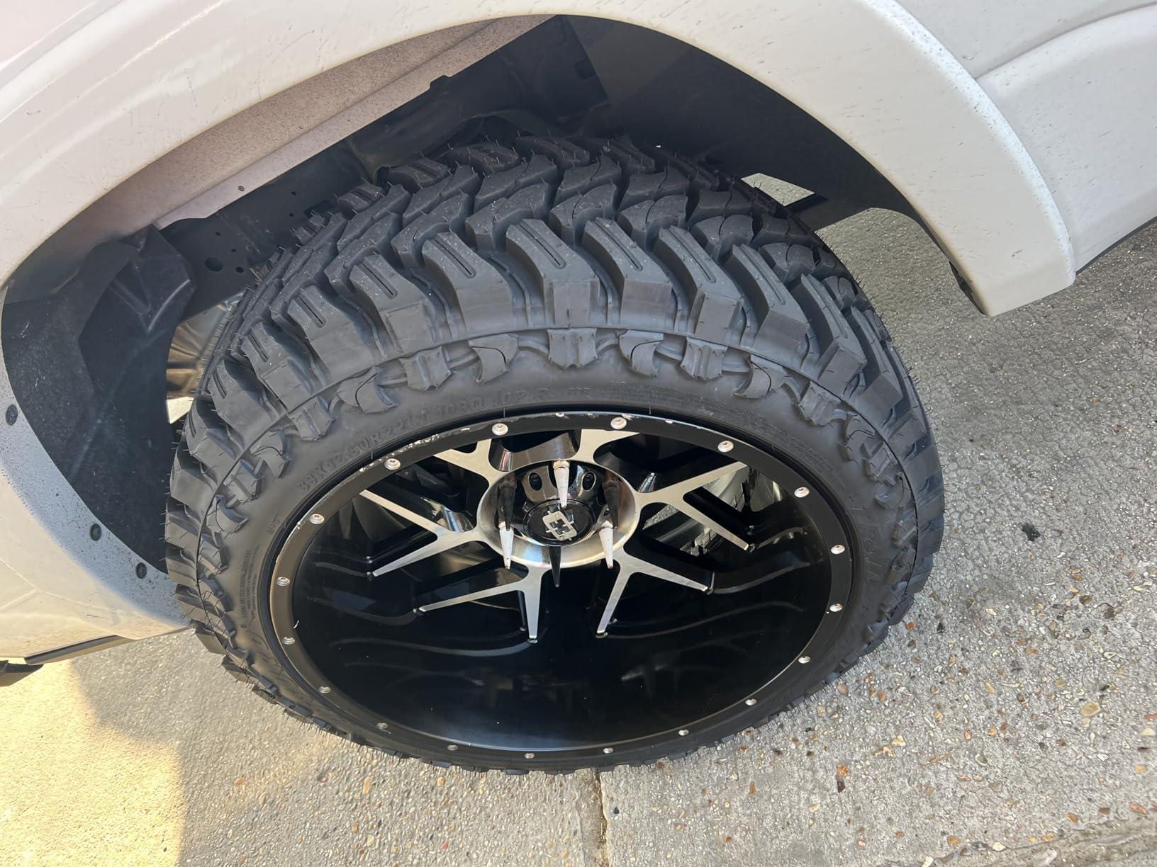 Atturo Trail Blade M/T LT35X12.50R18 123Q Mud Terrain E (10 Ply) Tire | Light Truck Mud Terrain All Season Traction 123Q Rated E (10 Ply) Radial Construction Black Sidewall Tire customer photo 1