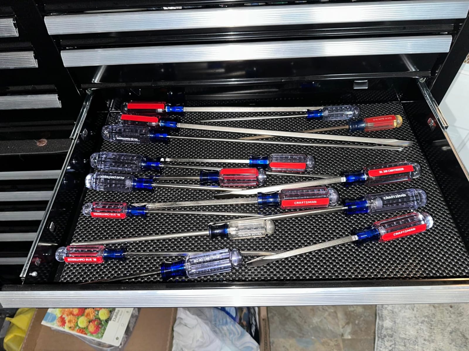 CRAFTSMAN Screwdriver Set, Phillips, Slotted, Torx, Acetate Handle, 42 Pieces (CMHT65300) customer photo 1