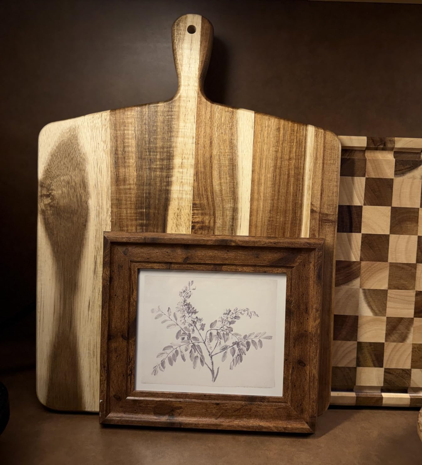 Acacia Wood Cutting Board and Chopping Board with Handle for Meat, Cheese Board, Vegetables, Bread, and Charcuterie - Decorative Wooden Serving Board for Kitchen and Dining Room, Large 17