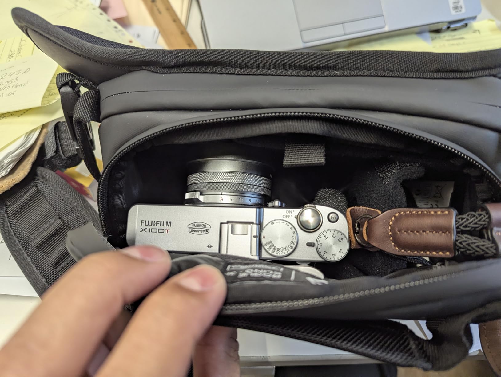 WANDRD ROGUE V1 6L Sling: Compact Camera Sling and Crossbody Bag customer photo 1