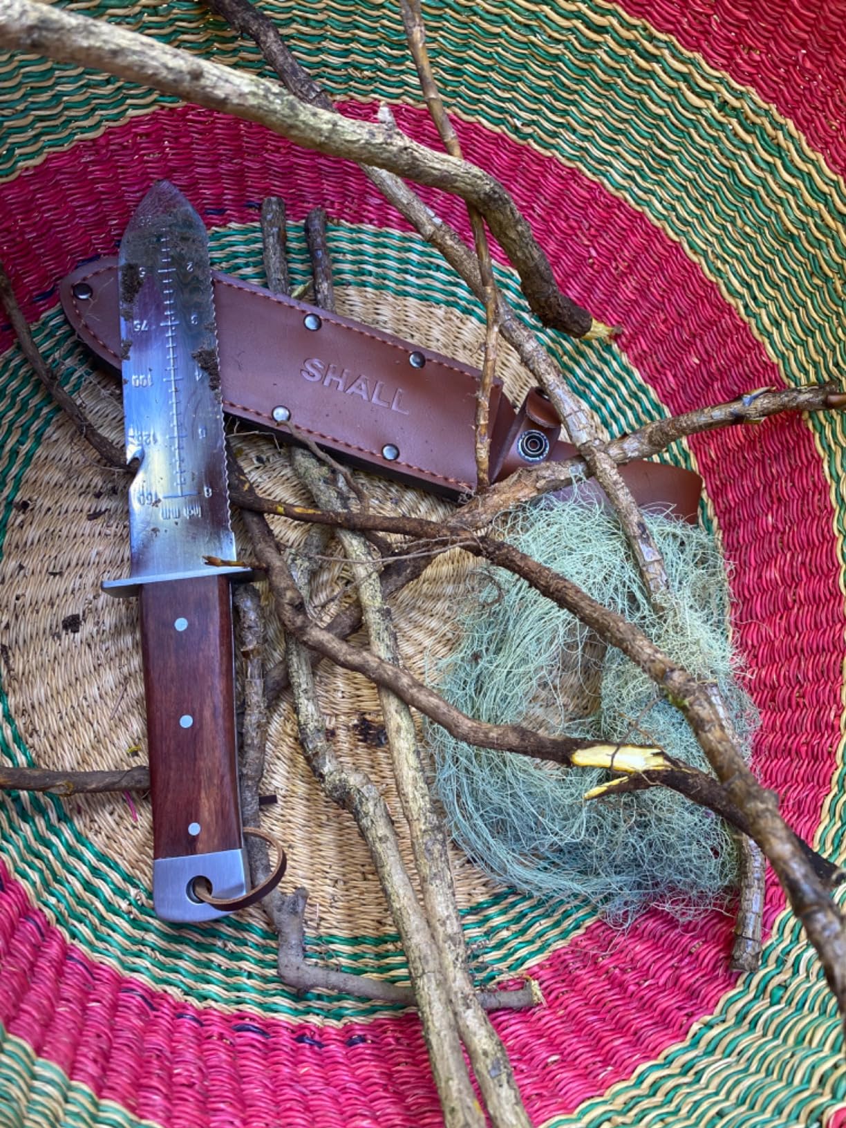 SHALL Hori Hori, Japanese Garden Knife, Soil Knife with Leather Sheath, Rosewood Handle & Hide Rope, 7