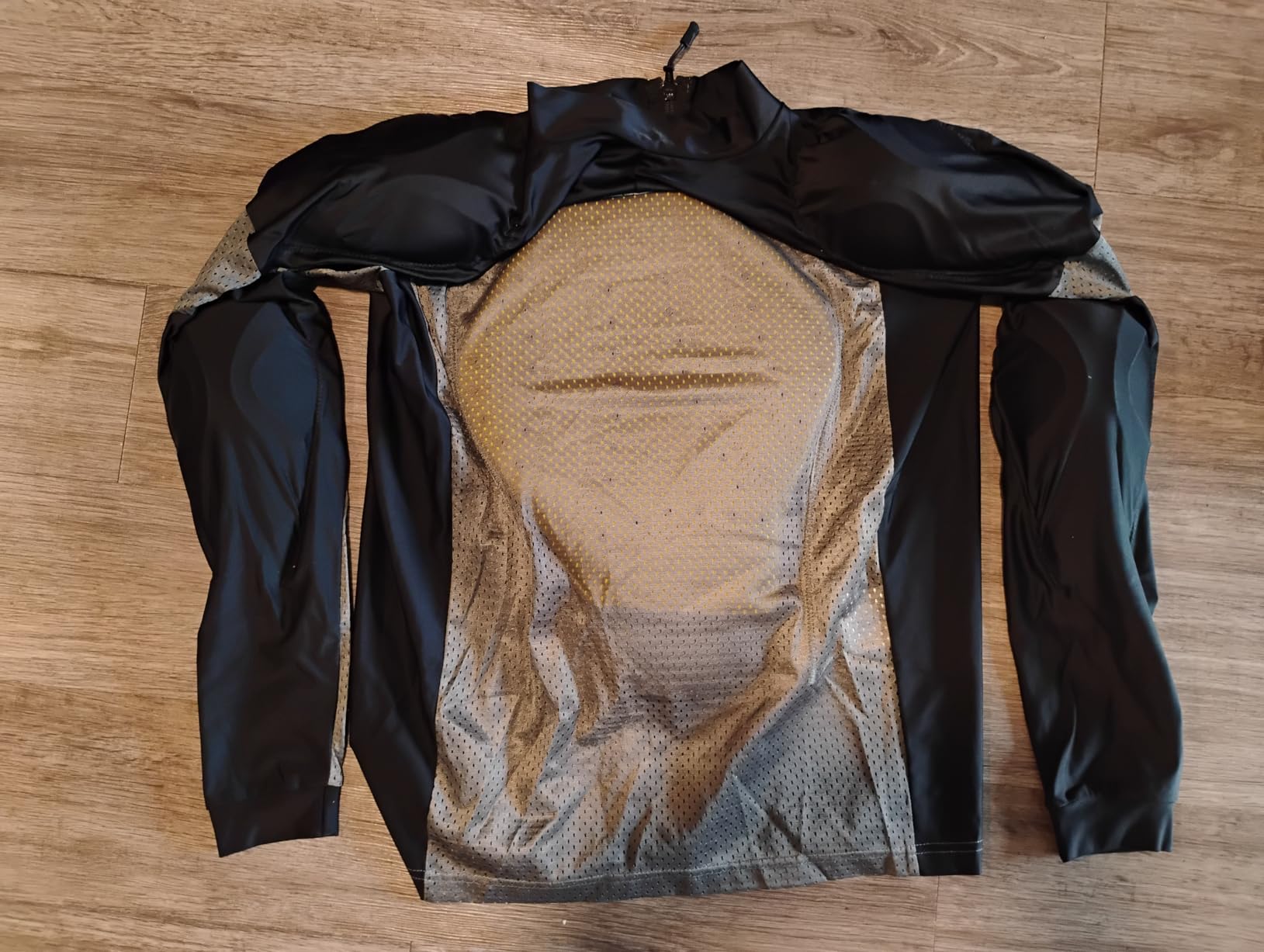 WICKED STOCK Mesh Armored Motorcycle Shirt for Men & Women - CE Level 2 Mesh Motorcycle Protective Shirt for Summer - Soft, Stretchy & Lightweight Motorcycle Armored shirt with Removable Padding customer photo 1