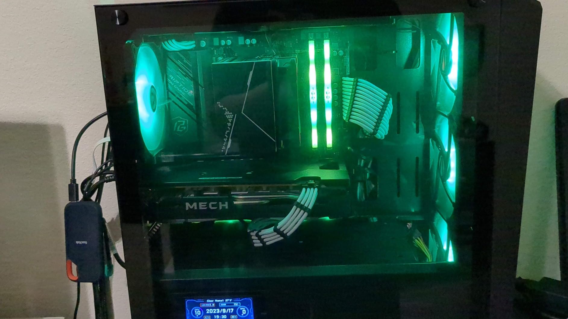 3.5in pc case screen, USB Mini Screen, PC Temperature Display PC CPU Data Monitor Sensor Panel Monitor,PC Computer Temp customer photo 2
