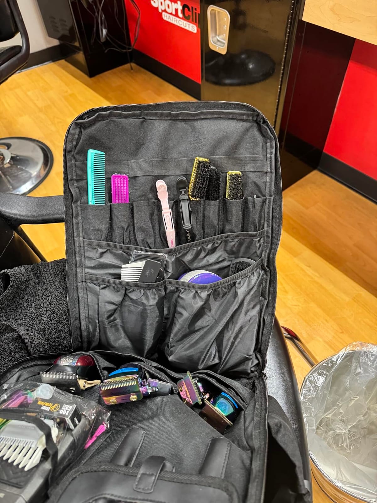 BAFASO Large Capacity Barber Case, Travel Hairdresser Bag, Black | Holds Various Hair Cutting Tools customer photo 1
