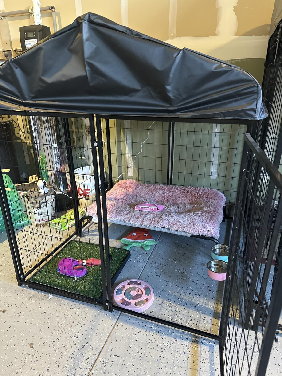 Dog Kennel Outside with Roof, 4'x4'x4.5' Outdoor Dog Kennel | Heavy-duty Welded Steel, UV-resistant Waterproof Cover, Secure Lock, Dog Crate Playpen with Ground Stakes for Large Dogs customer photo 1