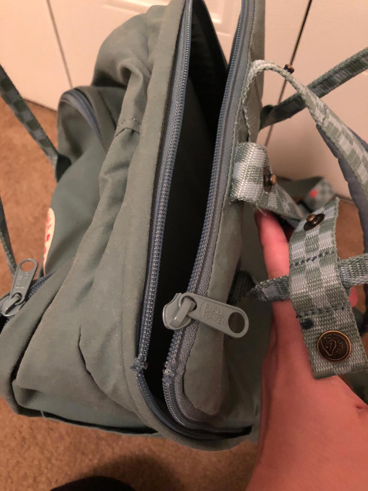 Fjällräven Kanken Laptop 15 Backpack - Padded Laptop Sleeve, Durable Vinylon Fabric - School, Travel customer photo 2