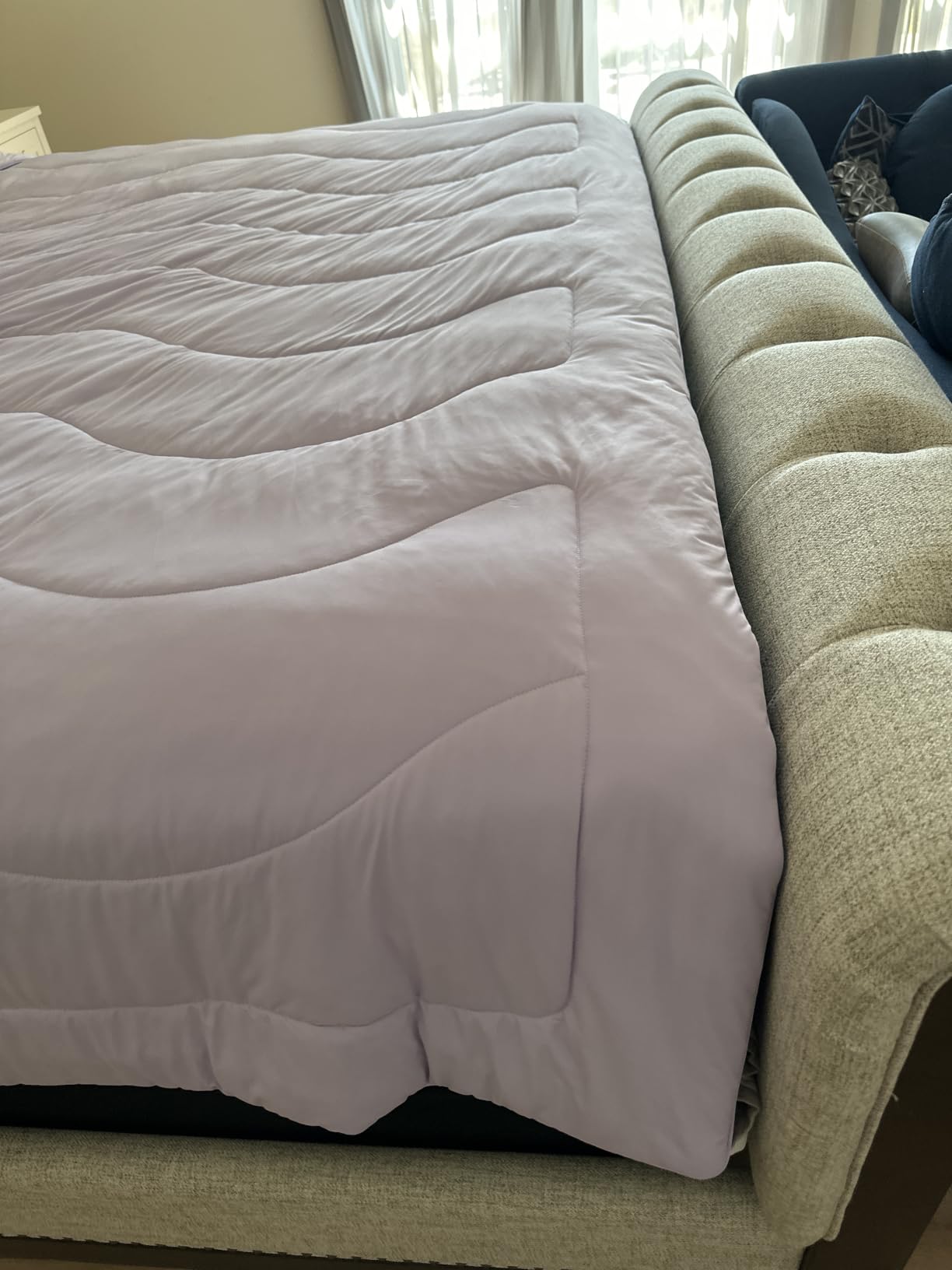 REST Evercool Cooling Comforter Blanket for Hot Sleepers, Twin/Twin XL, All-Season Bedding to Keep Cool, Reversible Cool-to-Touch Fabric for Night Sweats, Breathable, Lightweight, Machine Washable customer photo 1