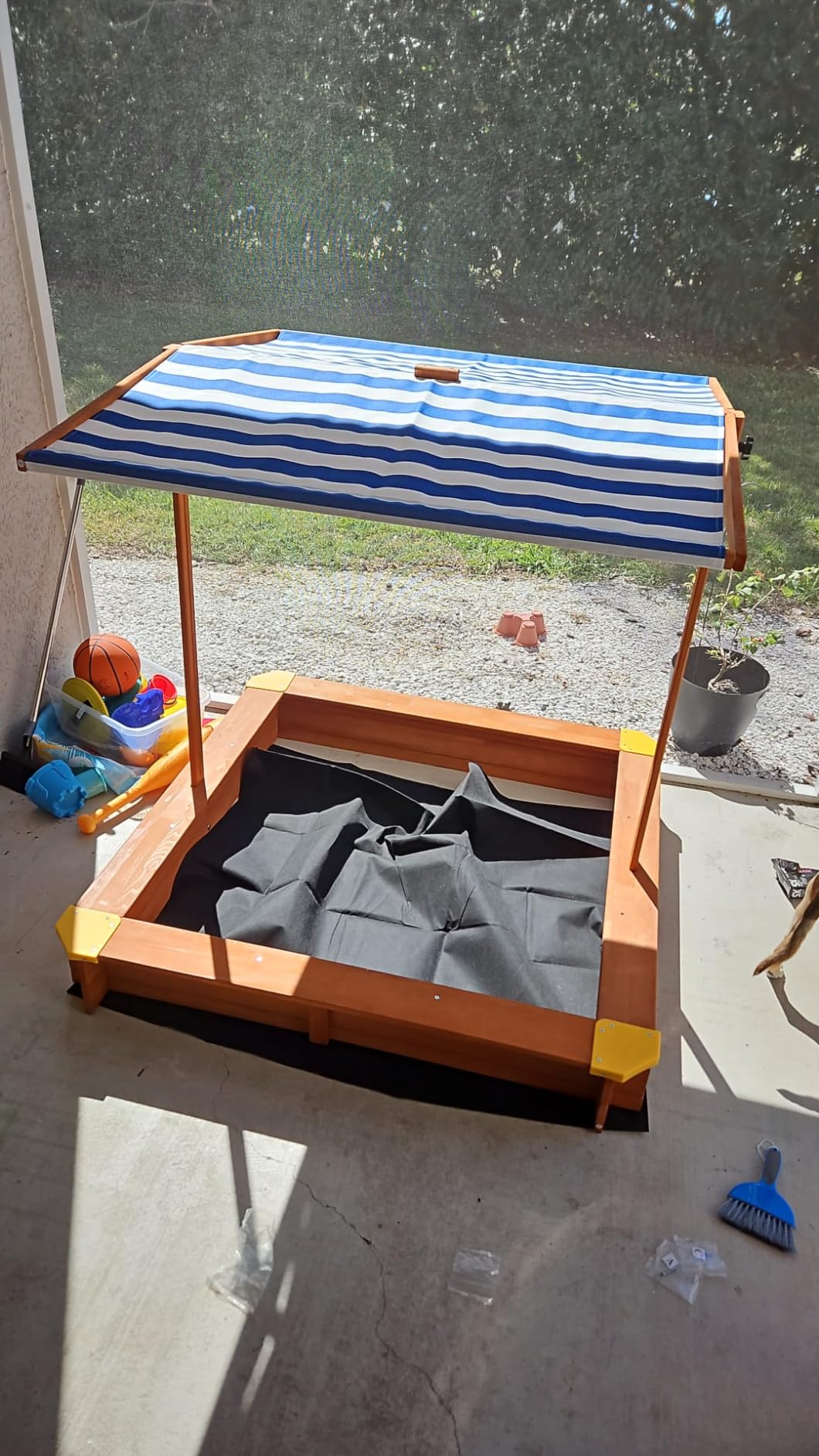 85''x78''x9'' Wooden Octagon Sandbox with Cover, Large Sandpit for Kids Outdoor Patio Backyard Play, Easy & Quick Assemble customer photo 1