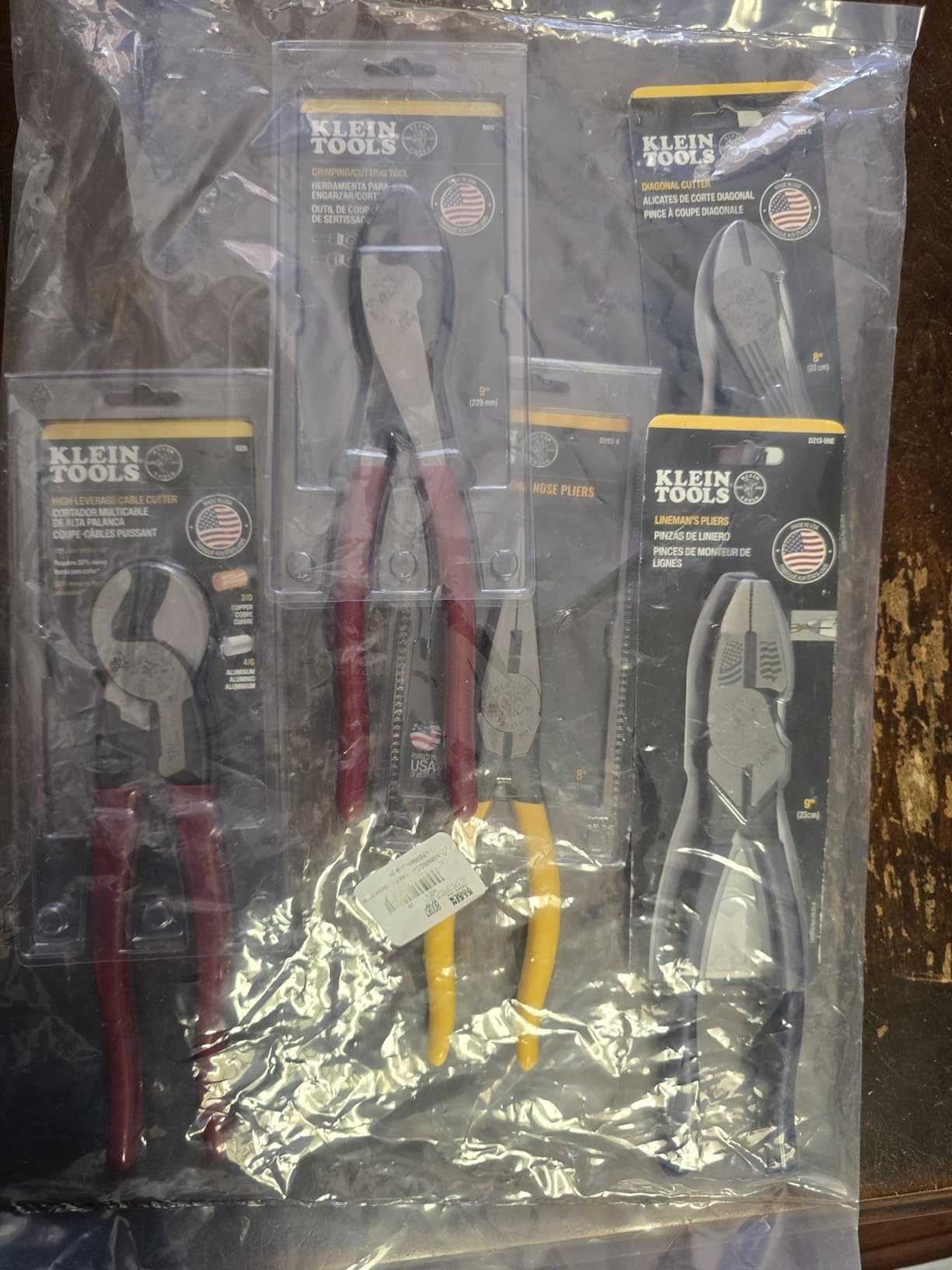 Klein Tools 80087 Dipped Plier Kit, Made in USA, Diagonal-Cutting, Needle-Nose, Side-Cutting High Leverage Linesman Pliers, Cutter and Crimper, 5-Piece customer photo 1