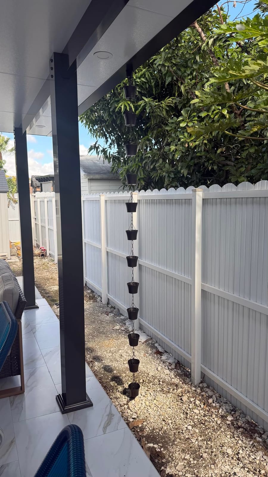 Rain Chain Bird Cage Set 8.5Ft, Not Rust Wrought Iron Rain Chains for Gutters with Adapter and Sturdy Anchoring Stake, 13 Cups, Adjustable Length customer photo 1
