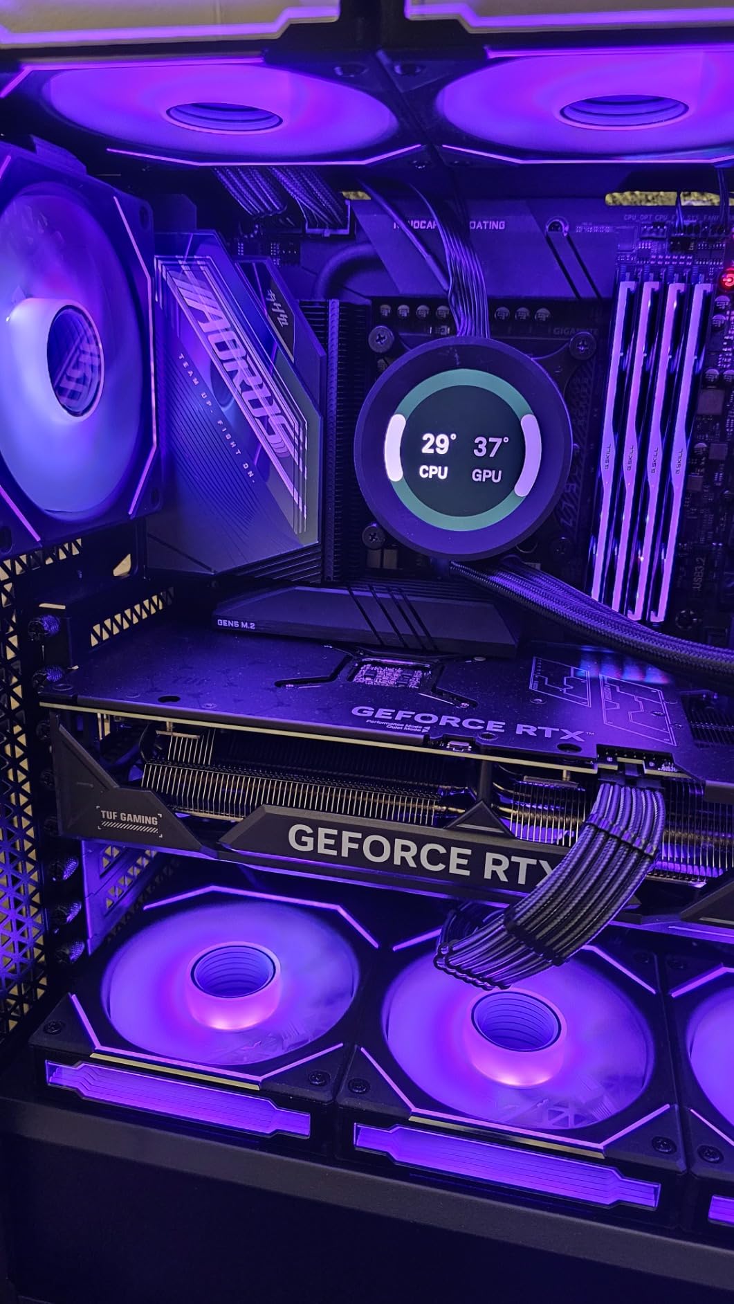 Intel Core i9-13900K Desktop Processor 24 cores (8 P-cores + 16 E-cores) 36M Cache, up to 5.8 GHz customer photo 2