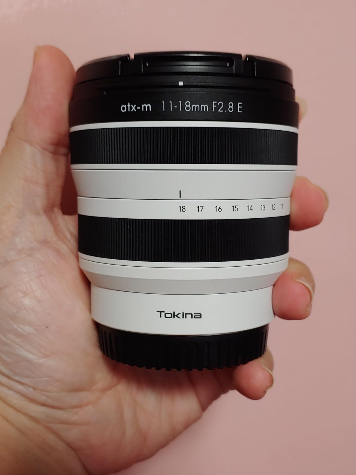 TOKINA ATX-m 11-18mm F/2.8 Lens for Sony E Mirrorless Cameras (Black) customer photo 1