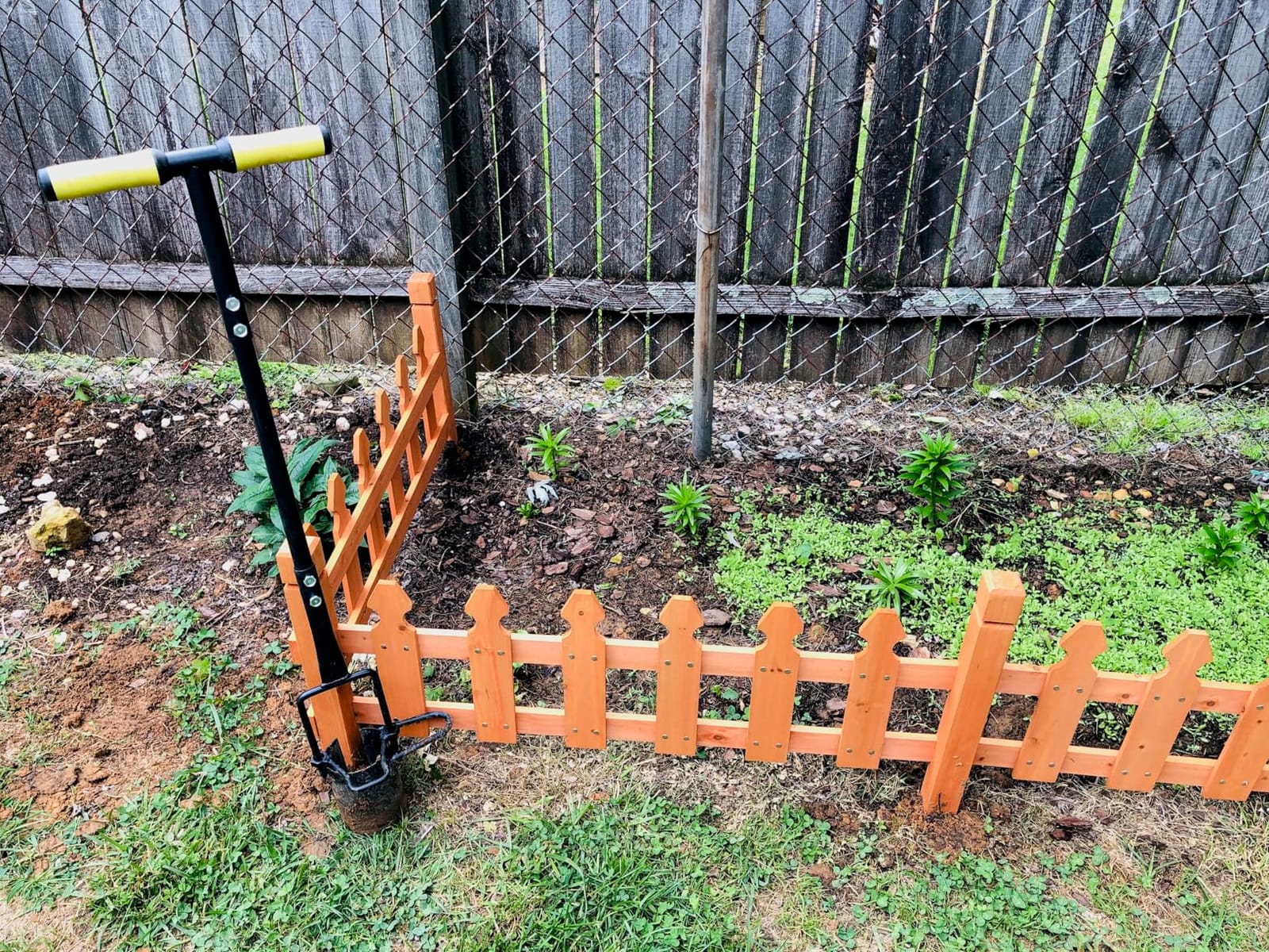 Colwelt Long Handle Bulb Planter Tool, Tulip Plant Hole Digger, Sod Plugger | Long-Handled Bulb Planting Tool 37'', with Serrated Base & Soft Grip, Round Grass Plug Tool for Iris, Daffodils, Flower customer photo 2