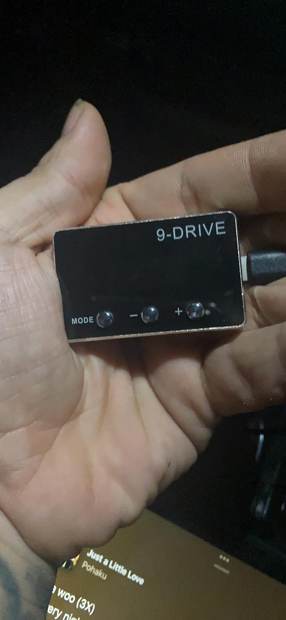 BY-J Throttle Response Controller, 9 Drive 9-Mode FLC-867 Car Electronic Throttle controller, Compatible with Silverado/Suburban/Tahoe/GMC Sierra customer photo 2