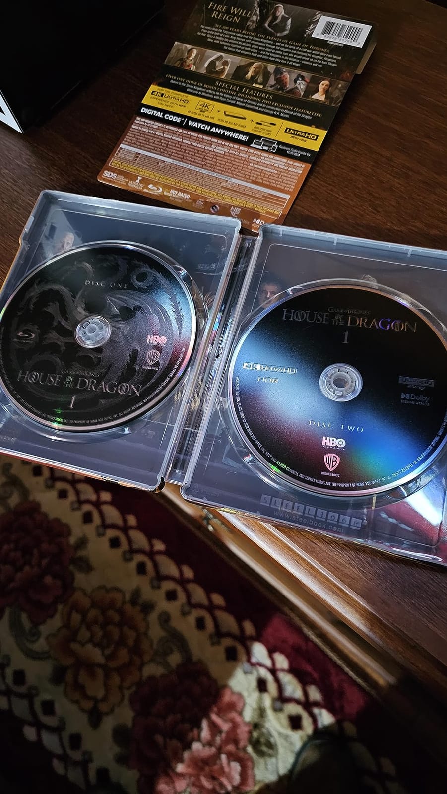 House of the Dragon: The Complete First Season (4K Ultra HD + Blu-ray) customer photo 2