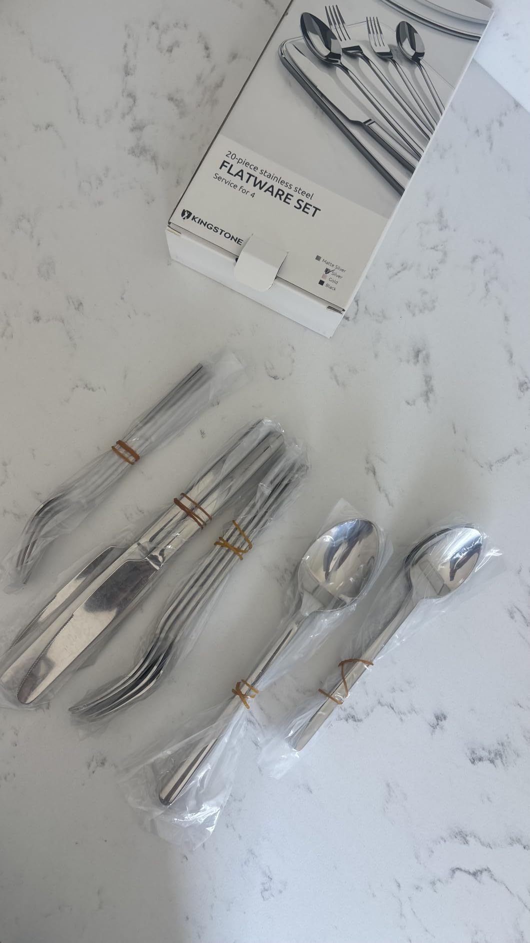 KINGSTONE 40 Piece Silverware Set, Flatware Set for 8, 18/10 Stainless Steel Cutlery Set Mirror Polished Modern Design Dishwasher Safe customer photo 1