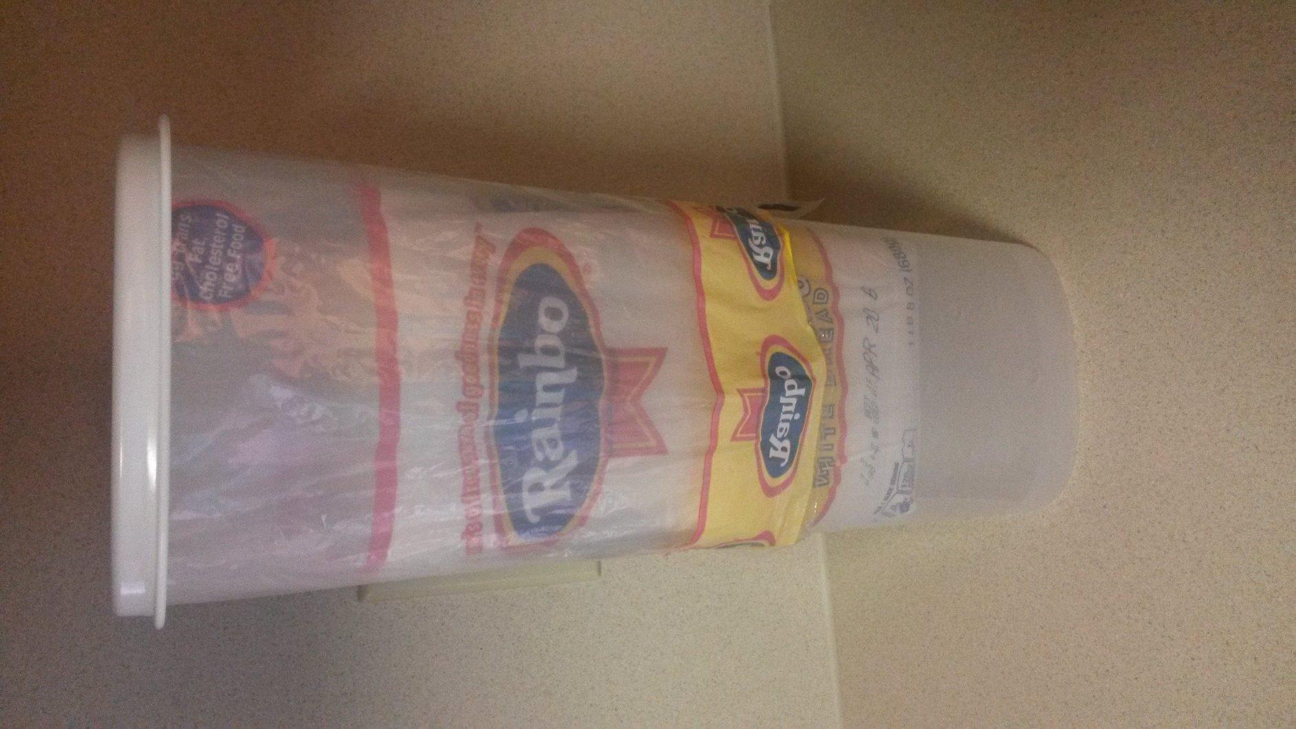 Buddeez Bread Buddy Bread Box, Keeps 1 Sandwich Size Loaf Fresh customer photo 1