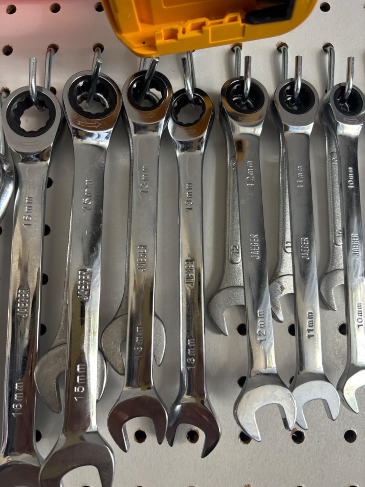 Jaeger 26pc Ratcheting Wrench Master Set - Metric & Inch/SAE Combination Sizes customer photo 1