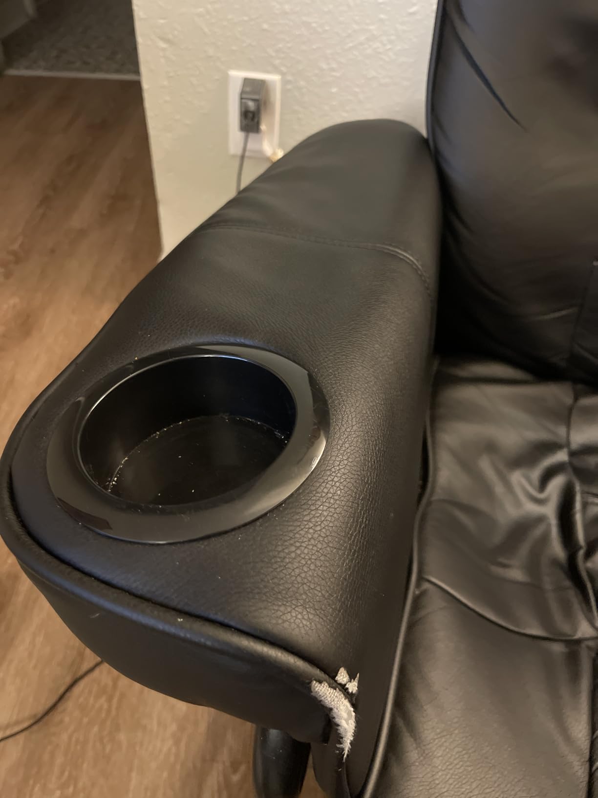 AVAWING Swivel Recliner with Ottoman, Vibration Massage, Wood Base & Adjustable Back, Faux Leather Reclining Chair with Footrest for Living Room and Bedroom, Black customer photo 2