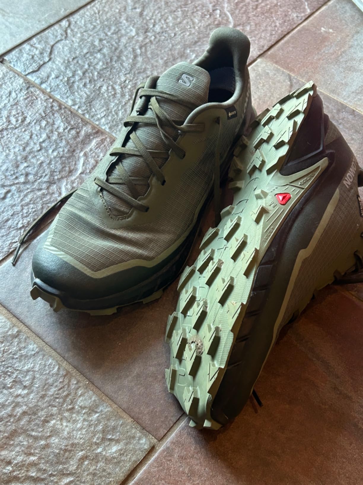 Salomon Men's Alphacross 5 Gore-TEX Trail Running Shoes customer photo 1