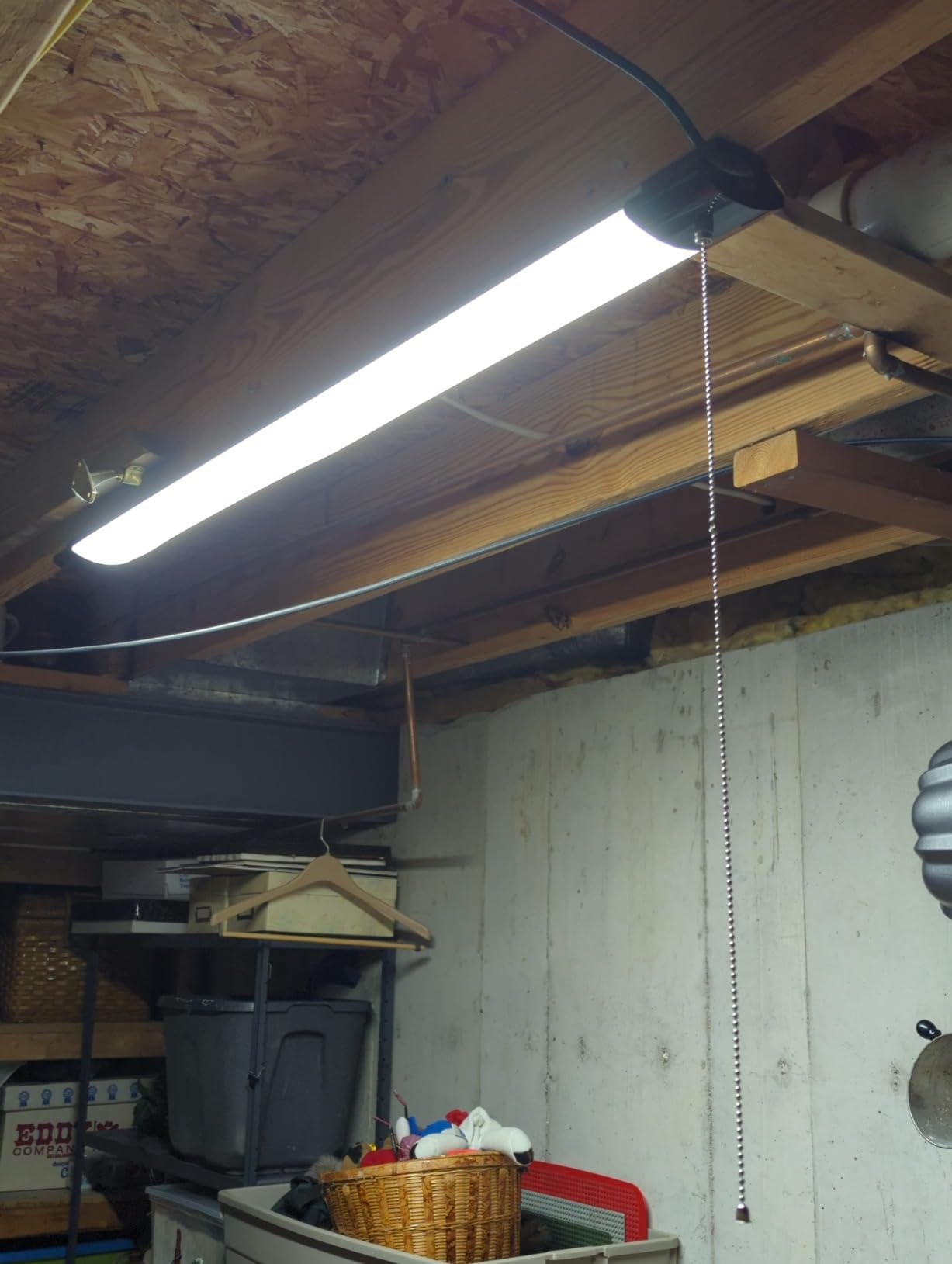 Barrina BS84 LED Shop Lights 4FT for Workshop, 84W 10000LM 5000K, 1 Packs | 4FT for Garage Basement Workbench, Hanging or Flush Mount, Linkable to 3, with Pull Chain Switch, Aluminum, Frosted Cover customer photo 2
