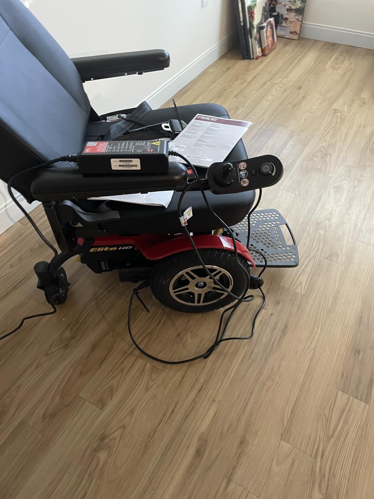 Pride Mobility Jazzy Elite HD Group 2 Heavy Duty Power Chair, Front Wheel Drive, Motorized Electric Wheelchair for Adults, 450 lbs. WC, Up to 4 MPH, 12.5 Miles Range Per Charge customer photo 2