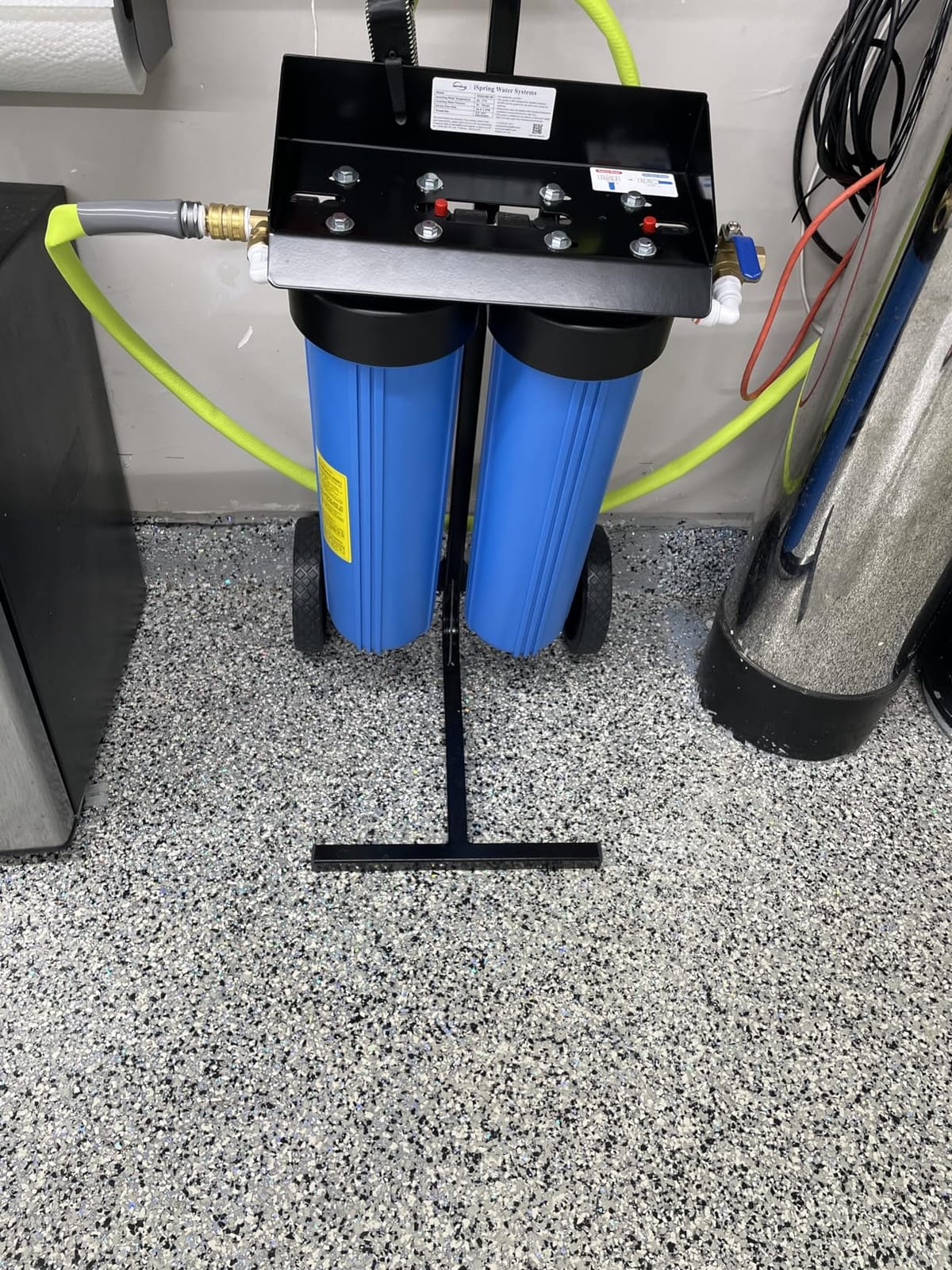 iSpring Spotless Water System for Car Wash, 1200 Gallons Deionized Water System w/Rolling Cart, Car Paint Protection, Wipe Free Car Wash System for Vehicles, RV, Motorcycles & Windows, Model: WGB22BD customer photo 1