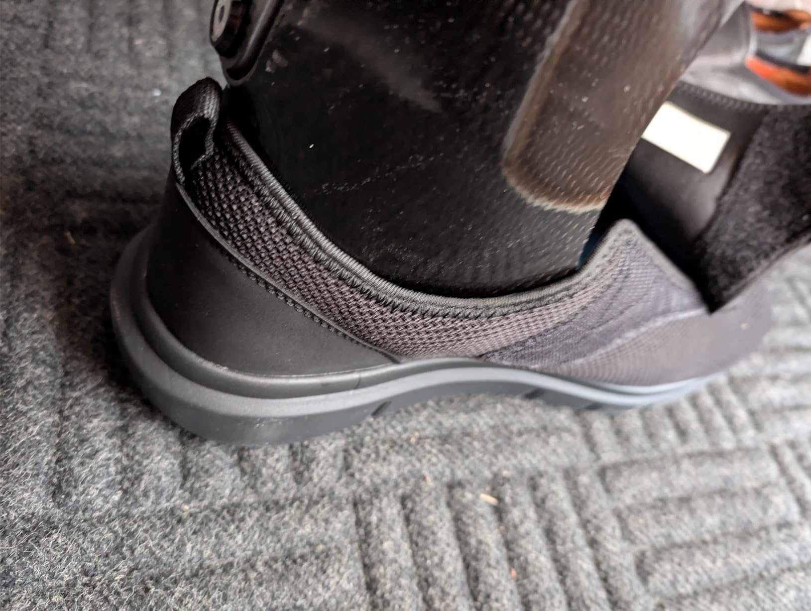 FitVille Diabetic Shoes for Men Extra Wide Slip-on Shoes for Swollen Feet Adjustable Walking Shoes for Elderly Foot Pain Relief Neuropathy - EasyTop Wings customer photo 1
