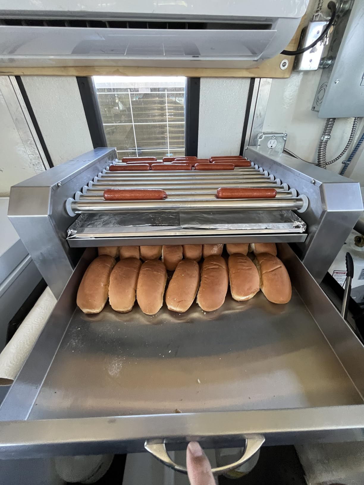 Olde Midway Electric 30 Hot Dog 11 Roller Grill Cooker Machine with Bun Warming Drawer and Cover - Commercial Grade customer photo 2