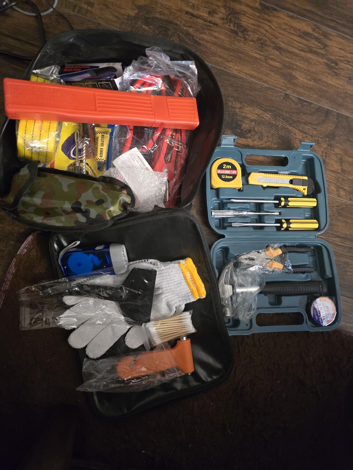 Roadside Emergency Car Kit, Safety Car Kit,with Jumper Cables emergency kit | Emergency Roadside Kit for Car Warning Triangle,Folding Shovel, Safety Hammer, Tow Rope, Breakdowns for Emergency Kit Car customer photo 2
