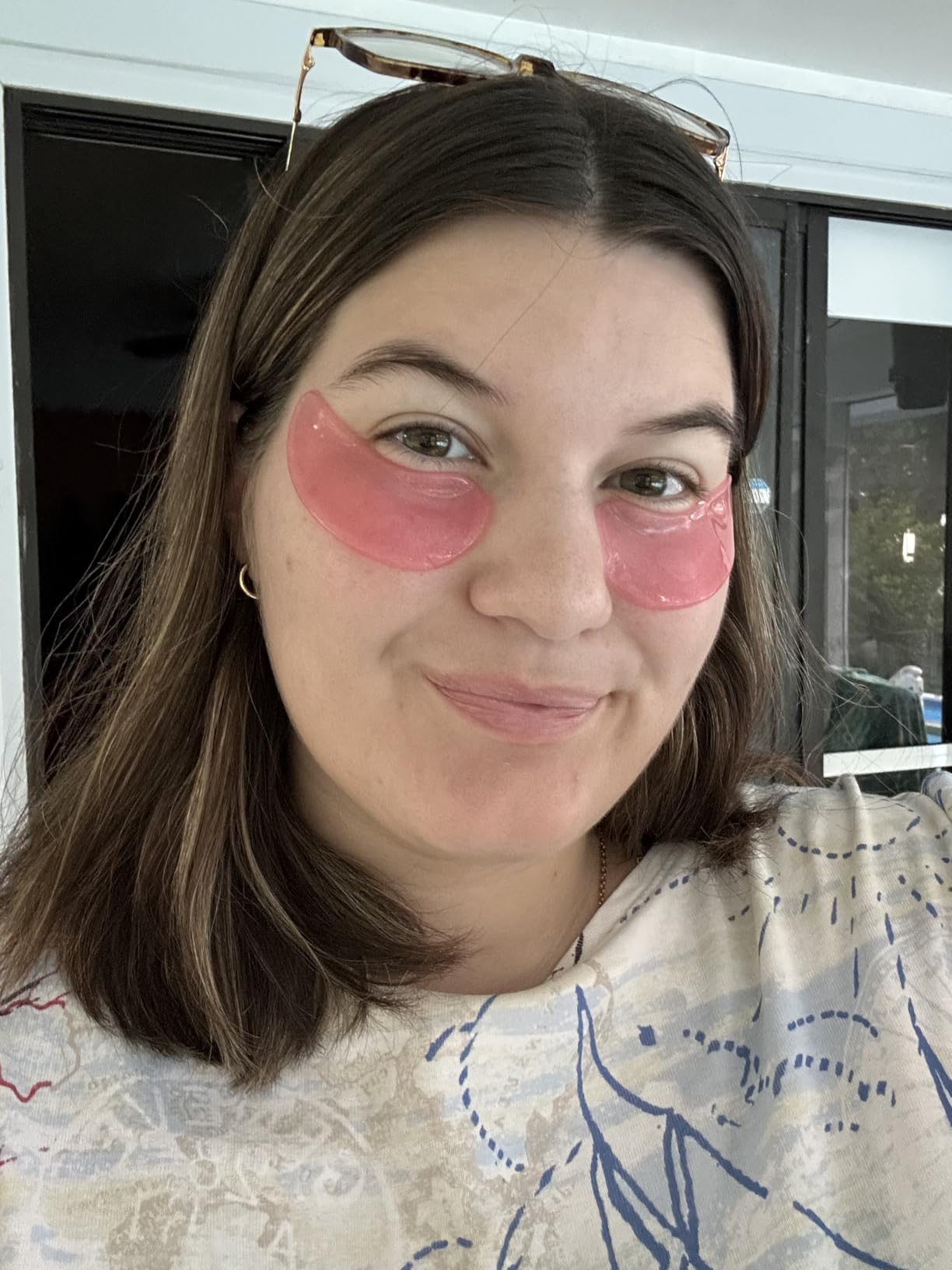 PEAUAMIE Under Eye Patches Gold and Hyaluronic Acid for puffy eyes, Rose Eye Masks for Dark Circles and Puffiness skin care Smooth Wrinkles products 30 Pairs customer photo 1