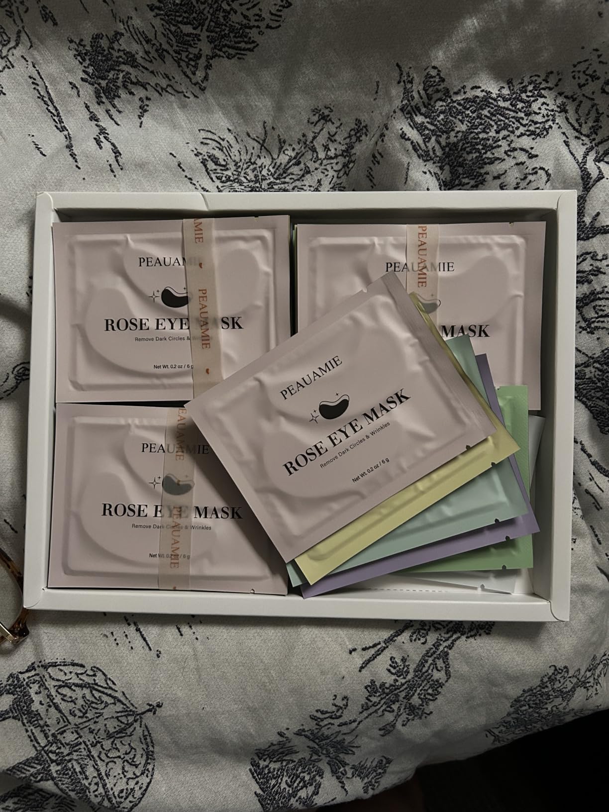 PEAUAMIE Under Eye Patches Gold and Hyaluronic Acid for puffy eyes, Rose Eye Masks for Dark Circles and Puffiness skin care Smooth Wrinkles products 30 Pairs customer photo 2