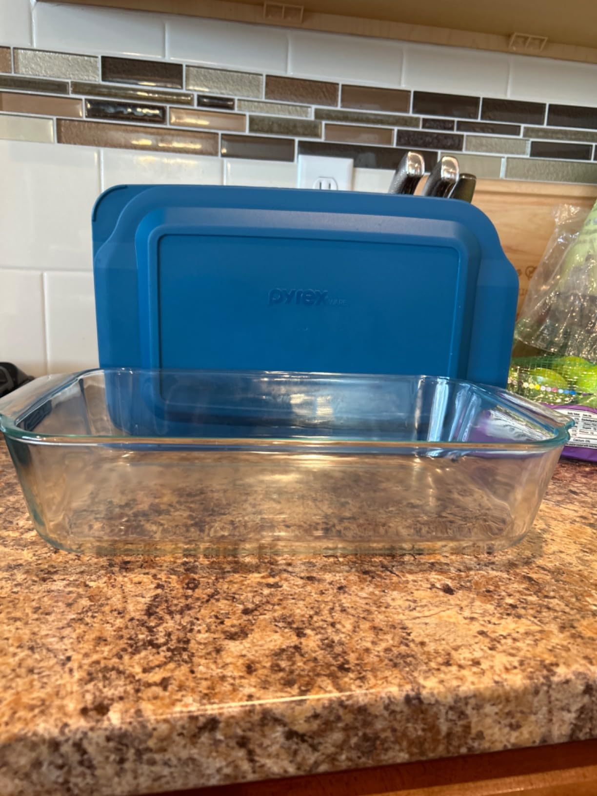 Pyrex Deep Glass Baking Dish with Plastic Lid, Deep Casserole Dish, Glass Food Container, Oven, Freezer and Microwave Safe, Clear Container, 7x11 customer photo 2