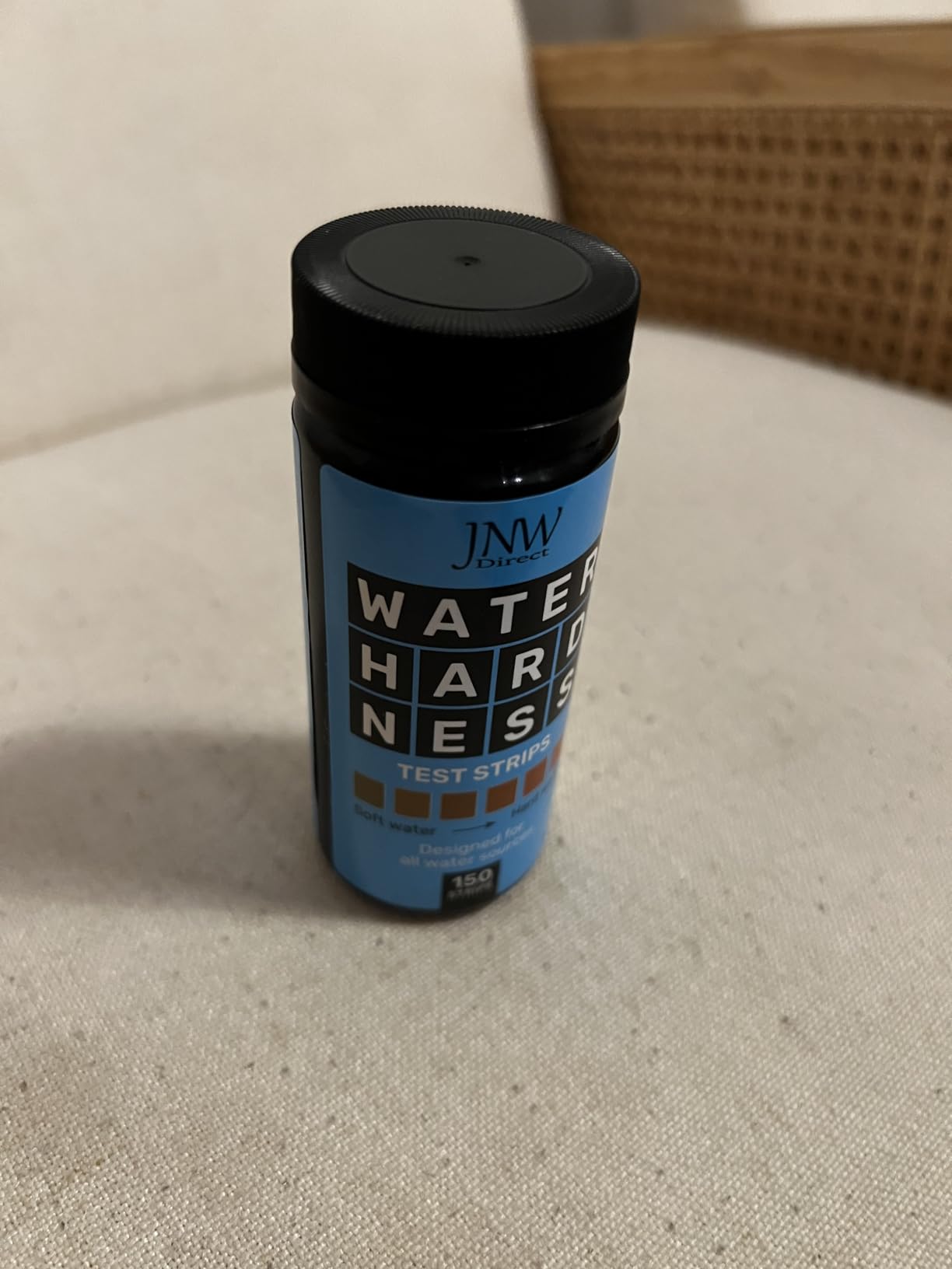 JNW Direct Pool Test Strips for Pools and Spas - 7 in 1 Water Test 150 Pack | Includes 150 pool test strips that measure chlorine, bromine, pH, alkalinity, hardness and cyanuric acid in 30 seconds. customer photo 1