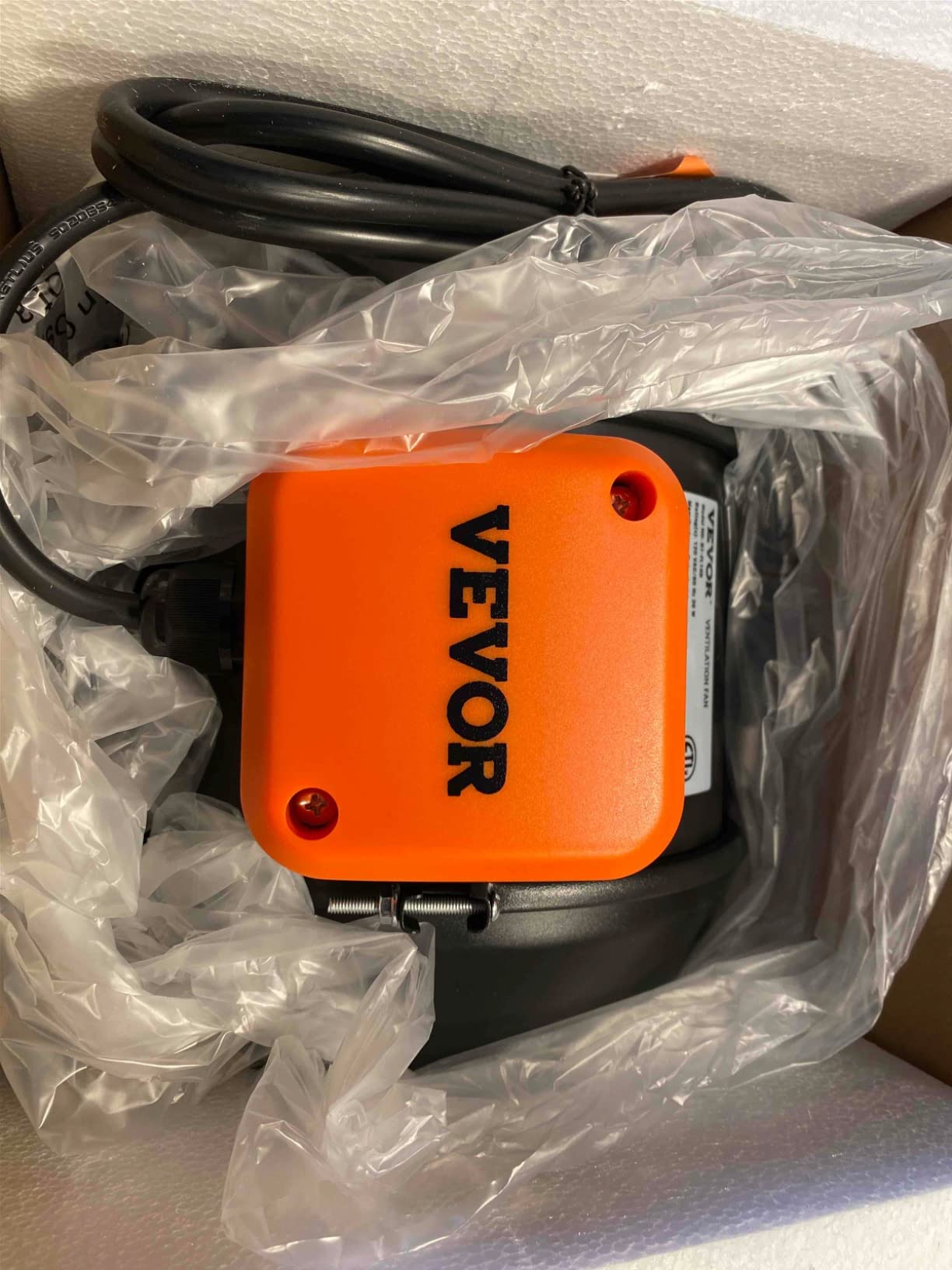 VEVOR Inline Duct Fan, 8-Inch 807 CFM with Temperature Humidity Controller, Quiet EC-Motor Ventilation Exhaust Fan for Cooling Booster, Grow Tents, Hydroponics customer photo 1