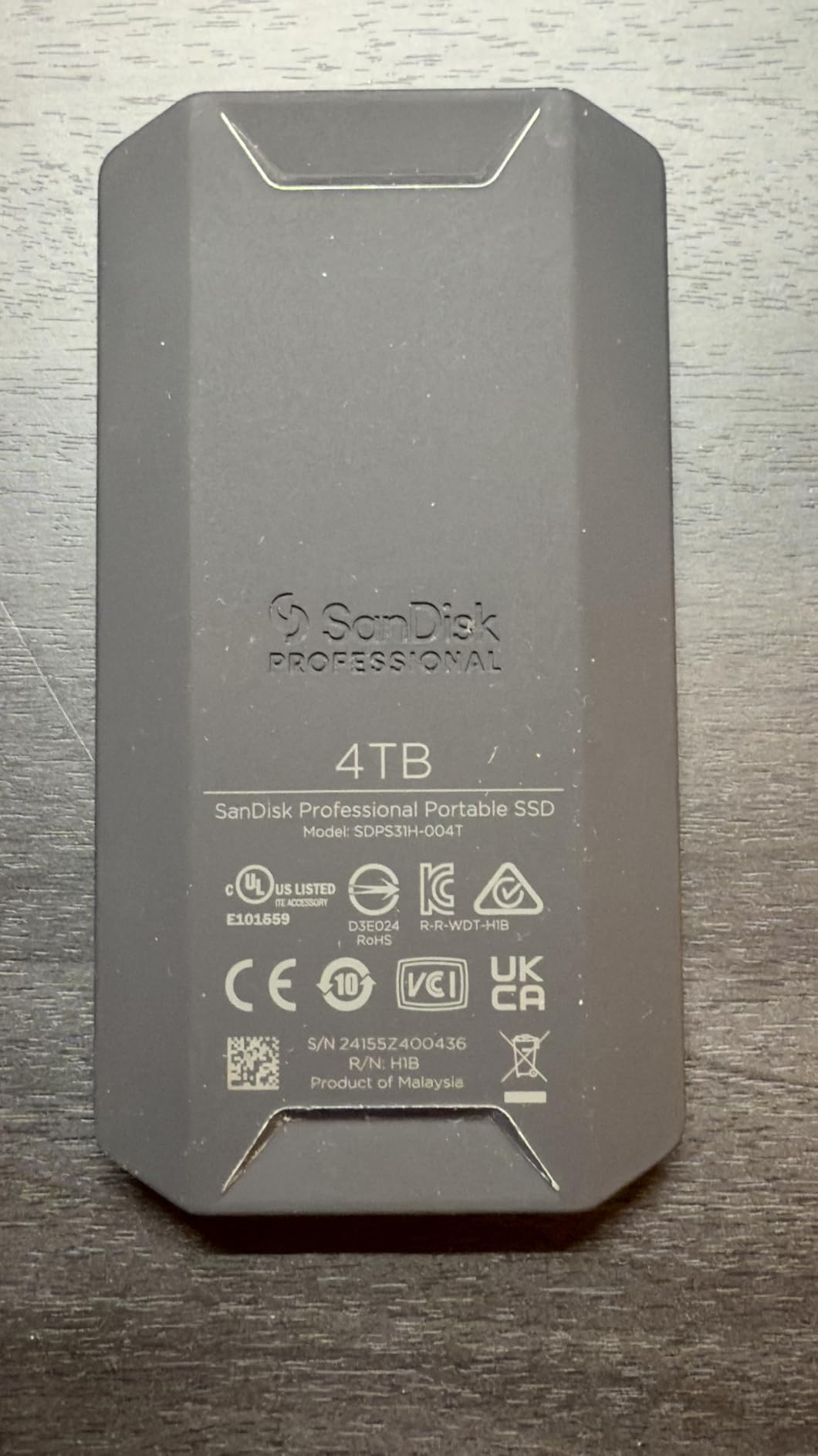 SANDISK Professional 4TB PRO-G40 SSD - Up to 3000MB/s, Thunderbolt 3 (40Gbps), IP68 dust/Water Resistance customer photo 1