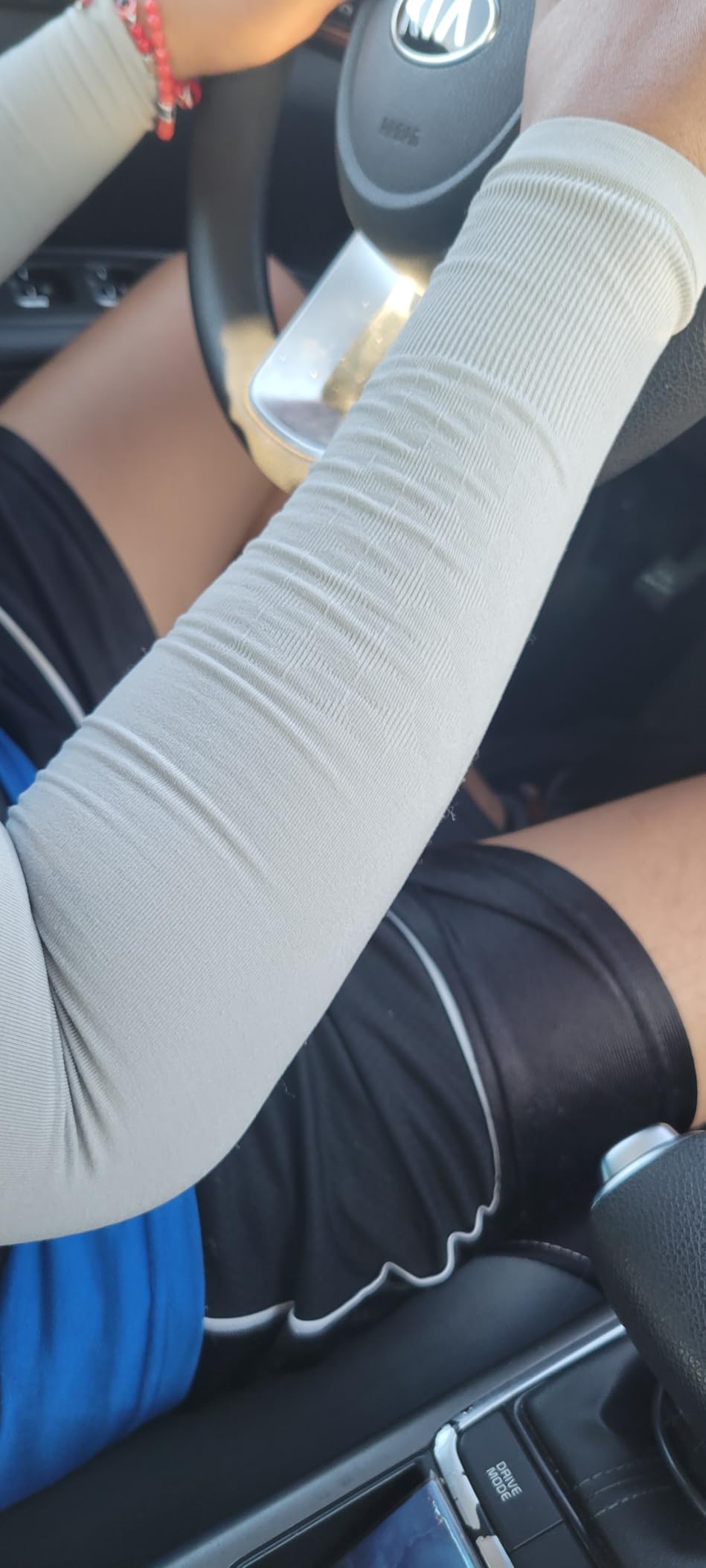 BHYTAKI UV Sun Protection Arm Sleeves, UPF 50 Sports Cooling Arm Compression Sleeves for Men Women Teenager customer photo 1