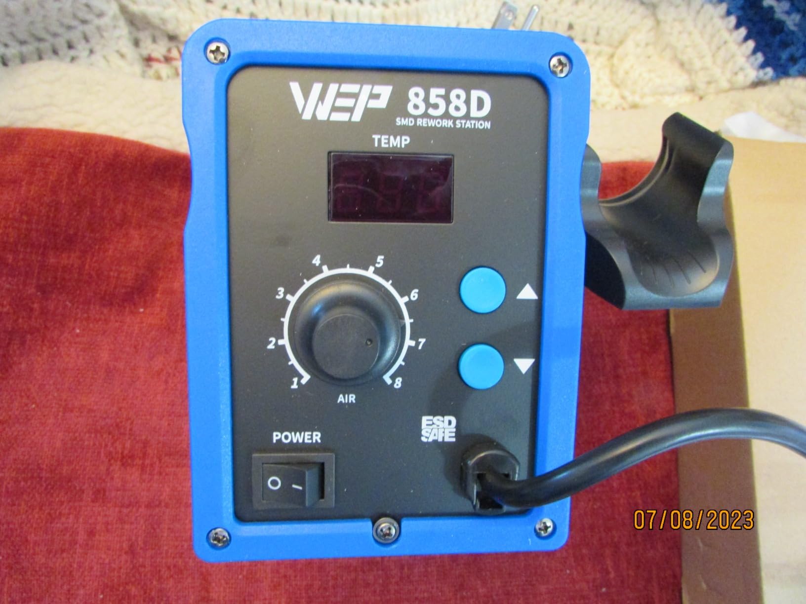 WEP 858D Hot Air Rework Soldering Station with Temperature Control, Adjustable Air Volume, Digital Display for SMD Soldering with 4 Extra Hot Air Nozzles customer photo 2