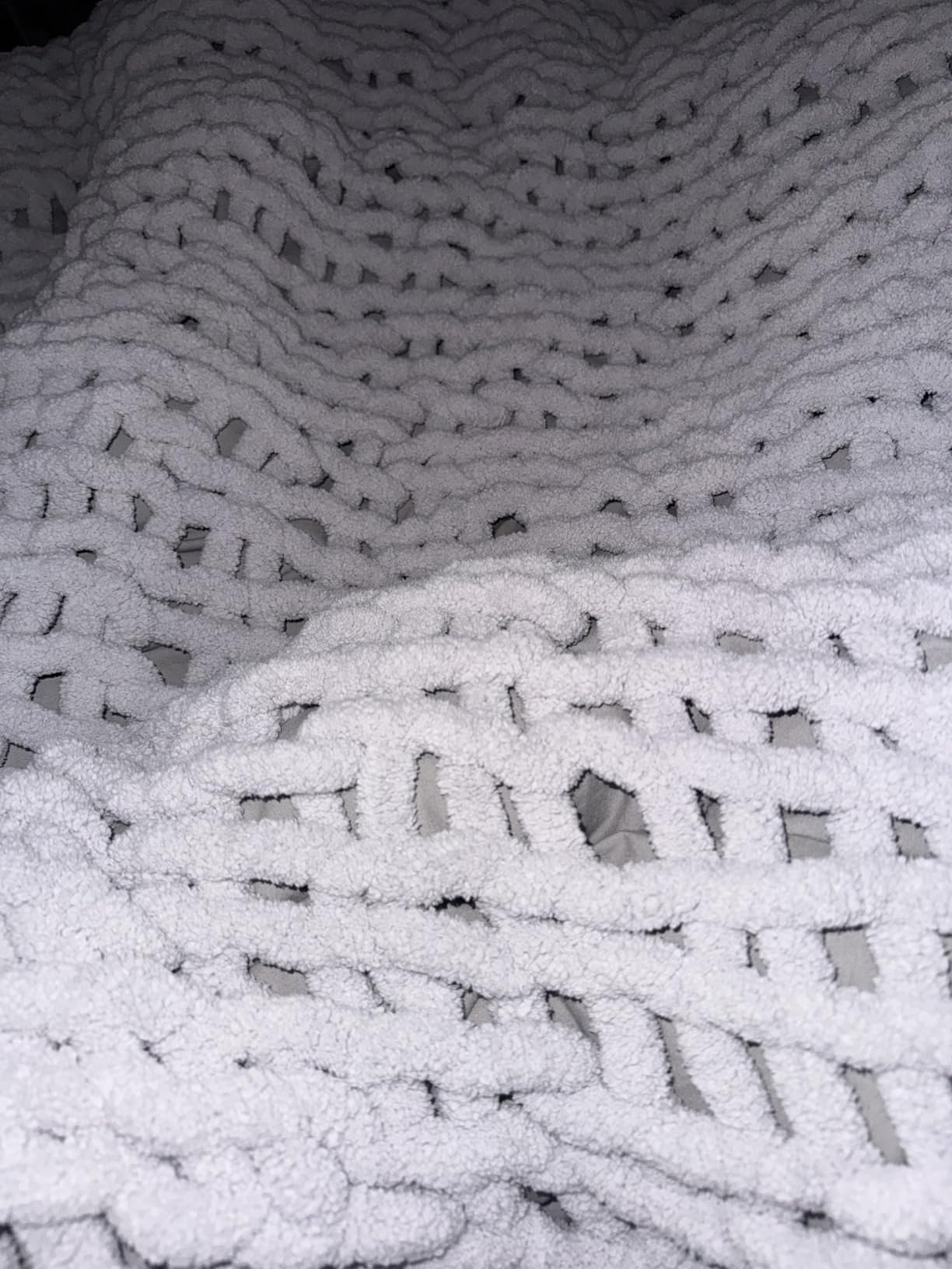 Bigacogo Chunky Knit Throw Blanket for Couch, 40x60 inches, Beige customer photo 1