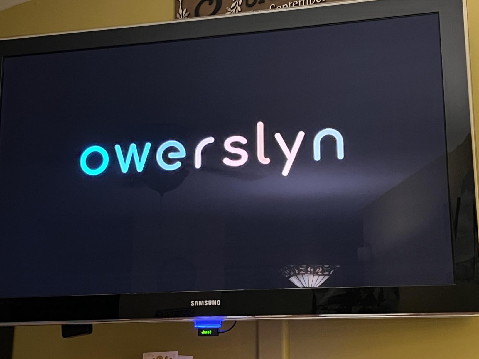 Digital Converter Box for TV, 2026 OWERSLYN 1080P ATSC Tuner Box with TV Tuner, Programs Recording & Playback, USB Media Player, HDMI/AV Output, 3RCA Cables, 2-in-1 Remote, Digital Channel Free customer photo 1