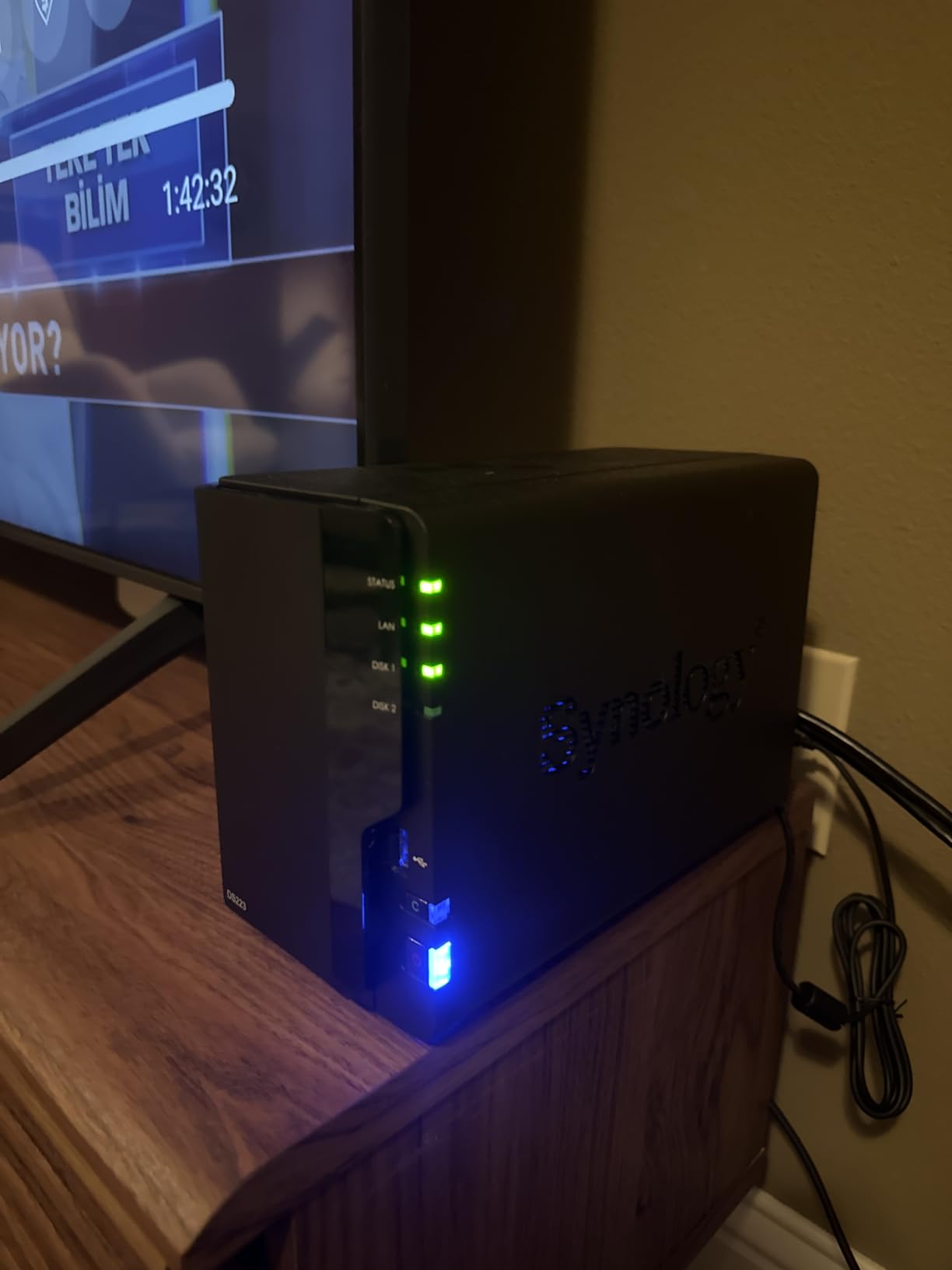 Synology DS423 Family & Business Backup - Secure File Sharing, Photo Vault & Video Surveillance (4-Bay Diskless NAS) customer photo 1