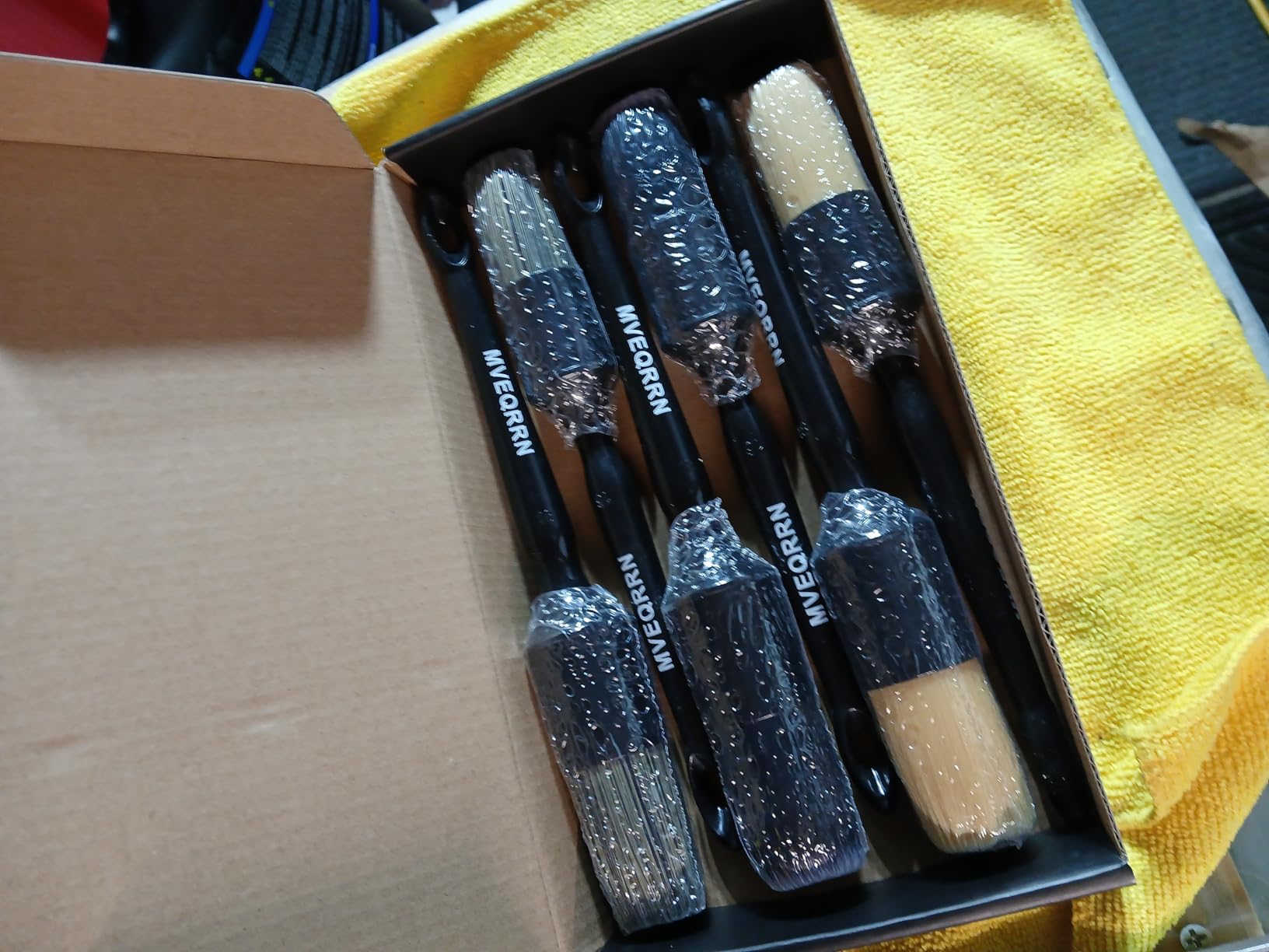 MVEQRRN 6 Pcs Car Detailing Brush Set, Boars Hair & Soft Cleaning Brushes | No Scratch, Detailing Brush for Air Vent, Leather Seat, Detail Brushes Car Detailing for Interior Exterior customer photo 2