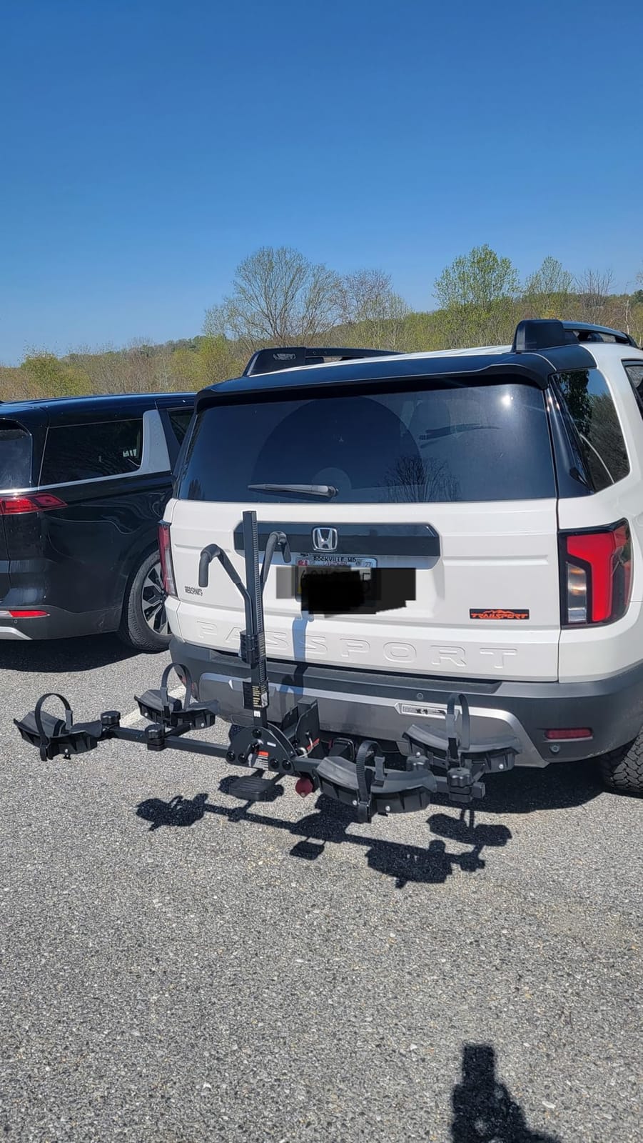 WEIZE 2 E Bike Rack Hitch Mounted, Wobble Free Smart Tilting Folding 2 Bicycle Electric Bike Racks with Lock, 2'' Hitch Fits Up to 160 lbs Capacity with Up to 5.5'' Fat Tires for Car, SUV, Trucks customer photo 2
