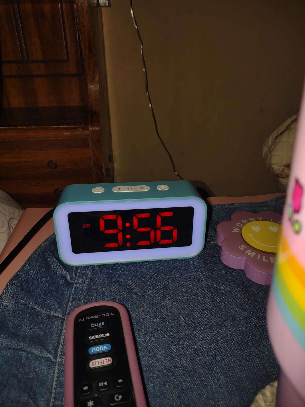 Cadmos Loud Alarm Clock for Bedrooms with Dynamic RGB Night Light, Heavy Sleepers Adults, Dual Alarm, Dimmer, USB Charger, Small Bedside Digital Clock with LED Display for Kids, Teens, Seniors (Blue) customer photo 2