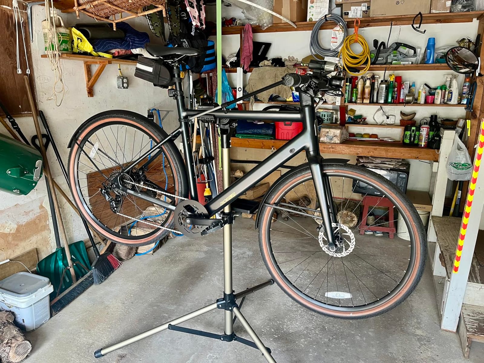 CXWXC Bike Repair Stand 88lbs - E Bike Stand for Maintenance Workstand customer photo 2