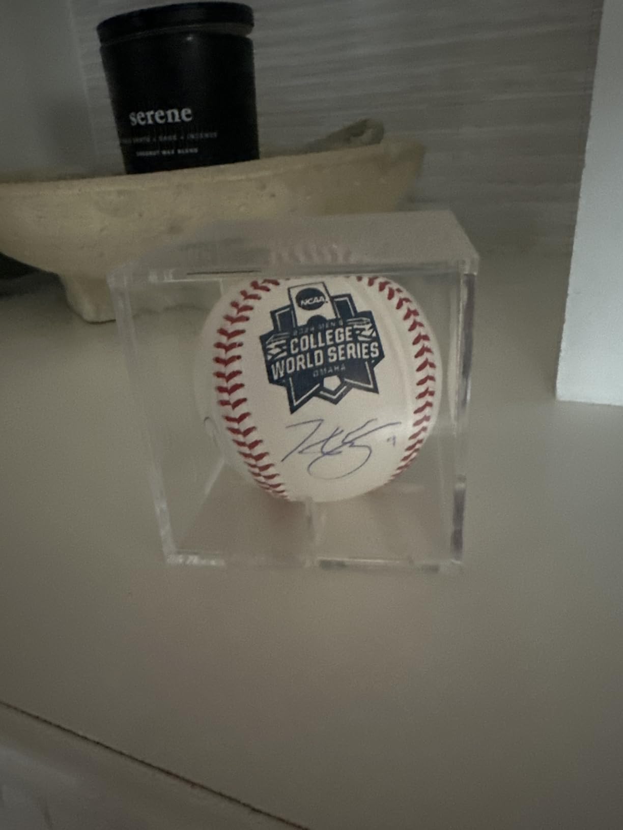 Danodoi UV Protected Clear Acrylic Baseball Display Cube | Square Autograph Baseball Holder Protector Box for Official Size Sports Memorabilia Display customer photo 1