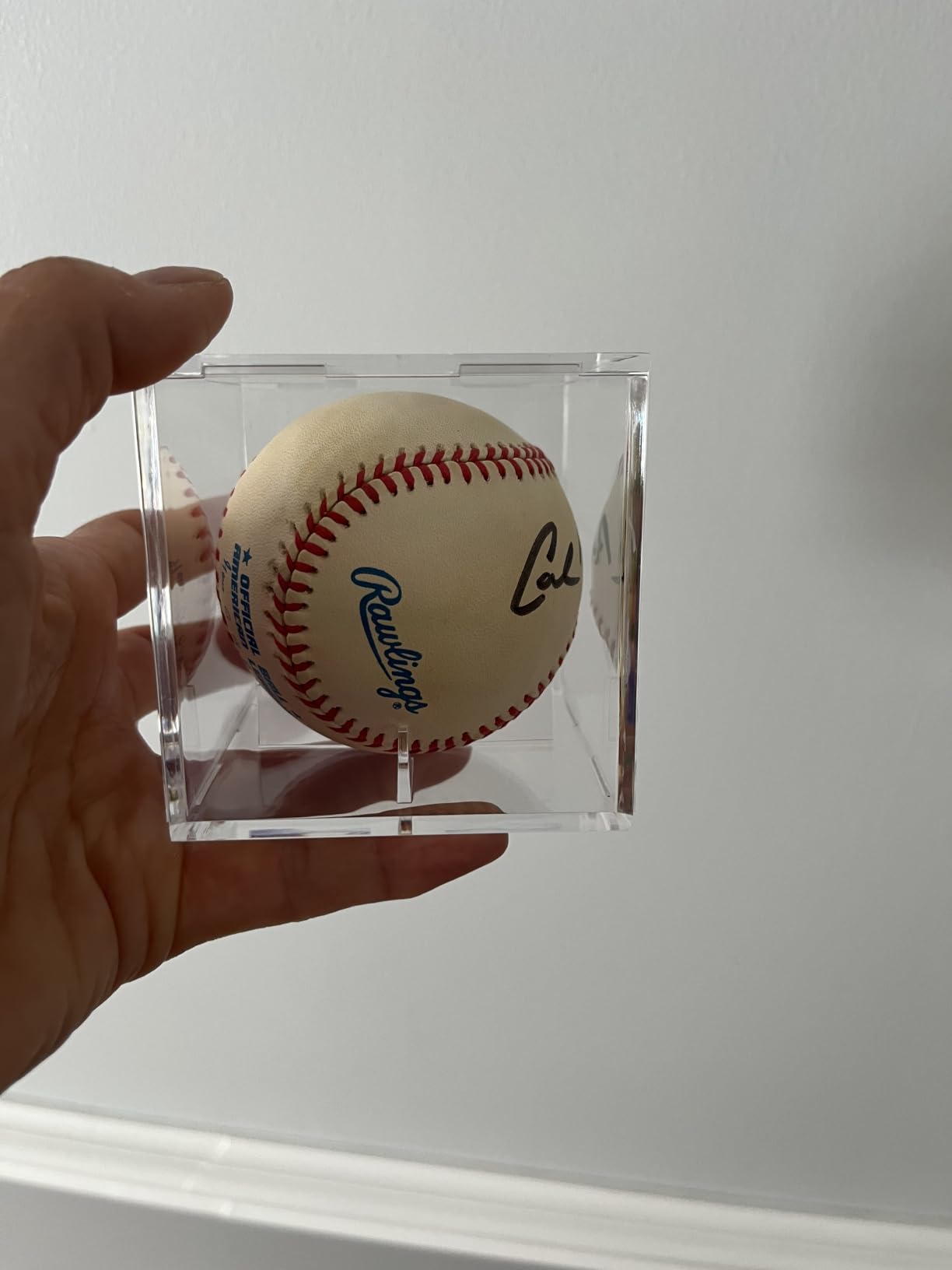 Danodoi UV Protected Clear Acrylic Baseball Display Cube | Square Autograph Baseball Holder Protector Box for Official Size Sports Memorabilia Display customer photo 2