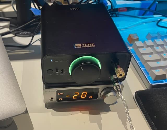 FiiO K7 Full Balanced HiFi DAC Headphone Amplifier AK4493S*2, XMOS XU208 PCM384kHz DSD256,USB/Optical/Coaxial/RCA Inputs, 6.35mm/4.4mm Output customer photo 2