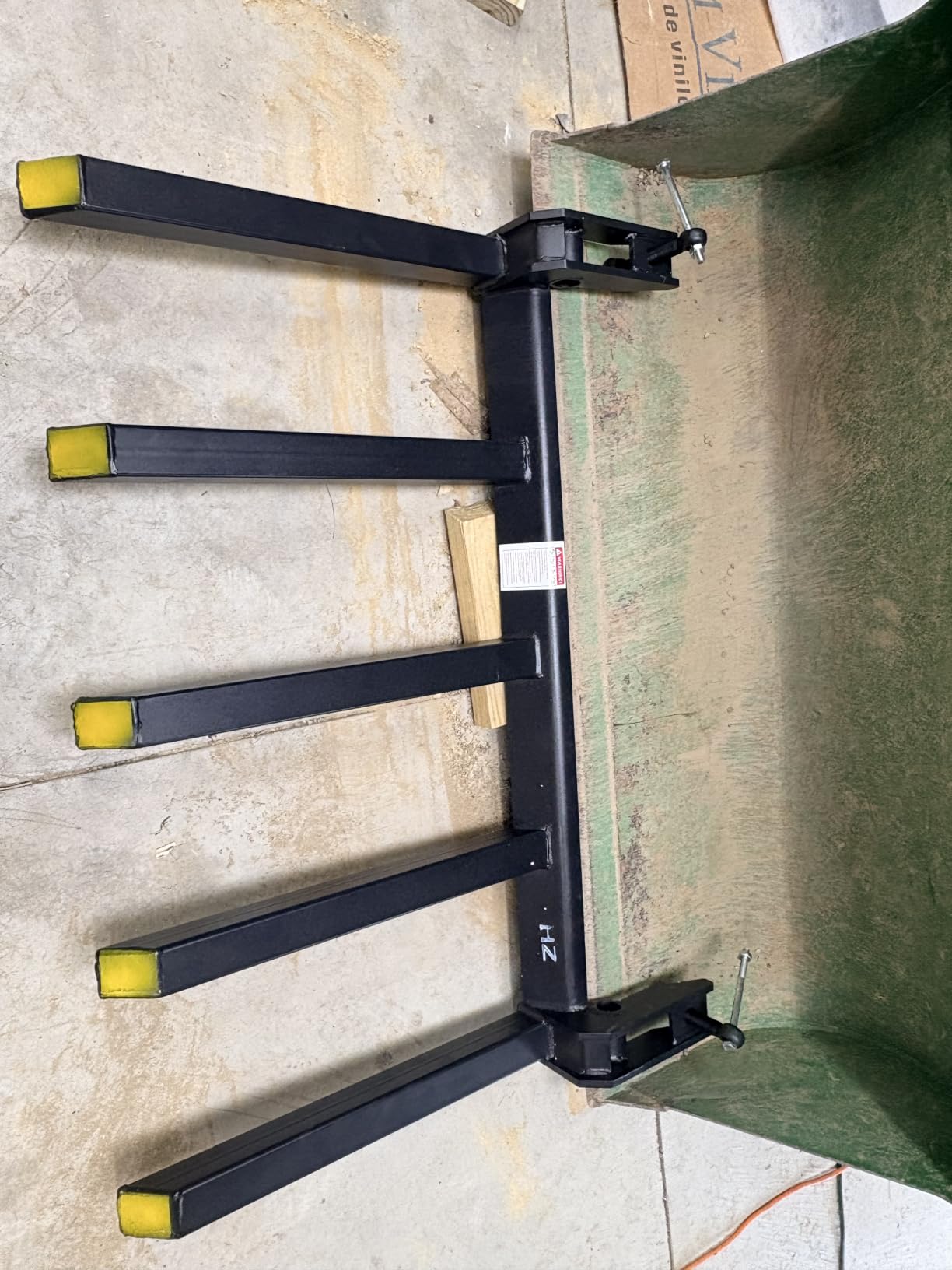 YITAMOTOR 2500lbs Clamp on Debris Forks Fits 48