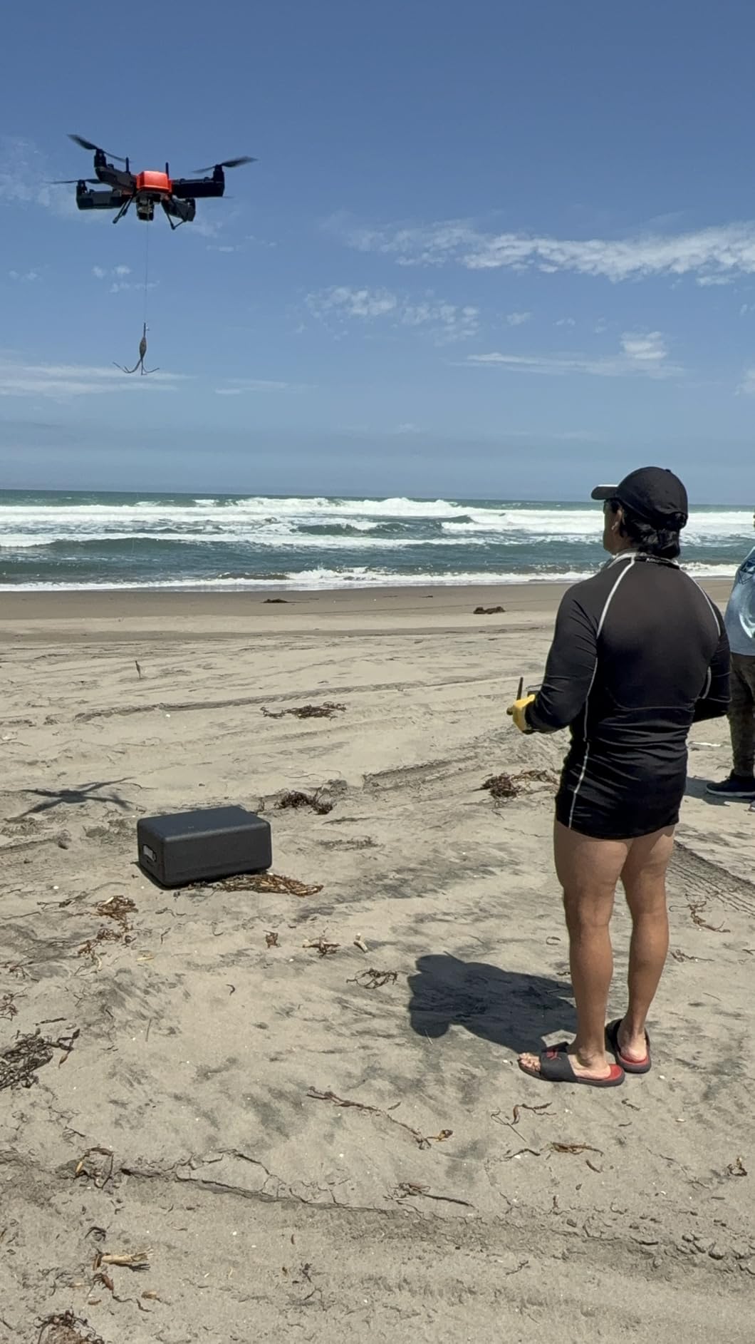 Swellpro Fisherman MAX Heavy Lift Fishing Drone with 4K Camera 3.5kg Bait Release FD2 Waterproof Drone IP67 Fish Finder (FD2 Advanced Version) customer photo 1